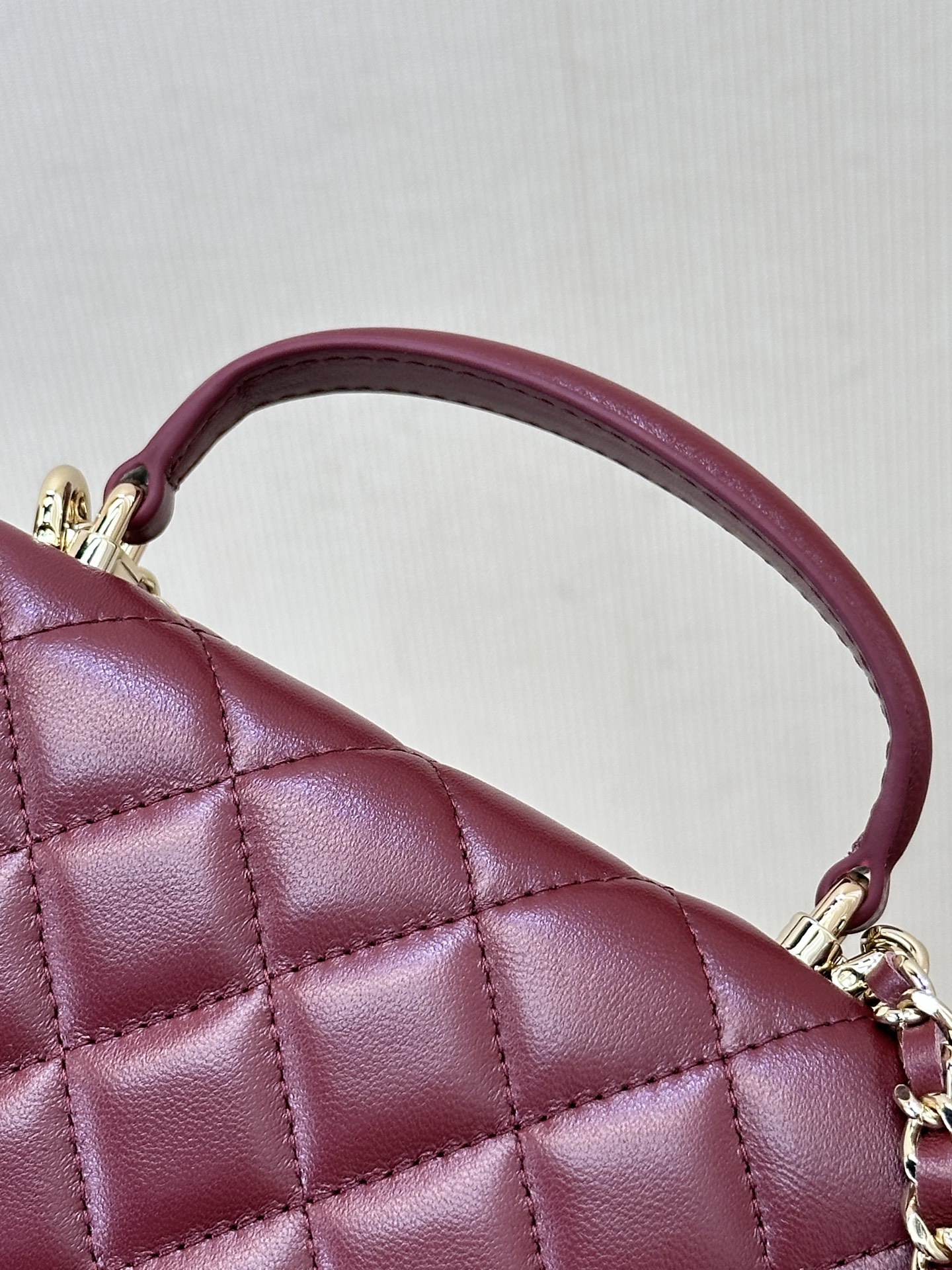 Quilted Handle Shoulder Bag with WOC Wallet - Image 7