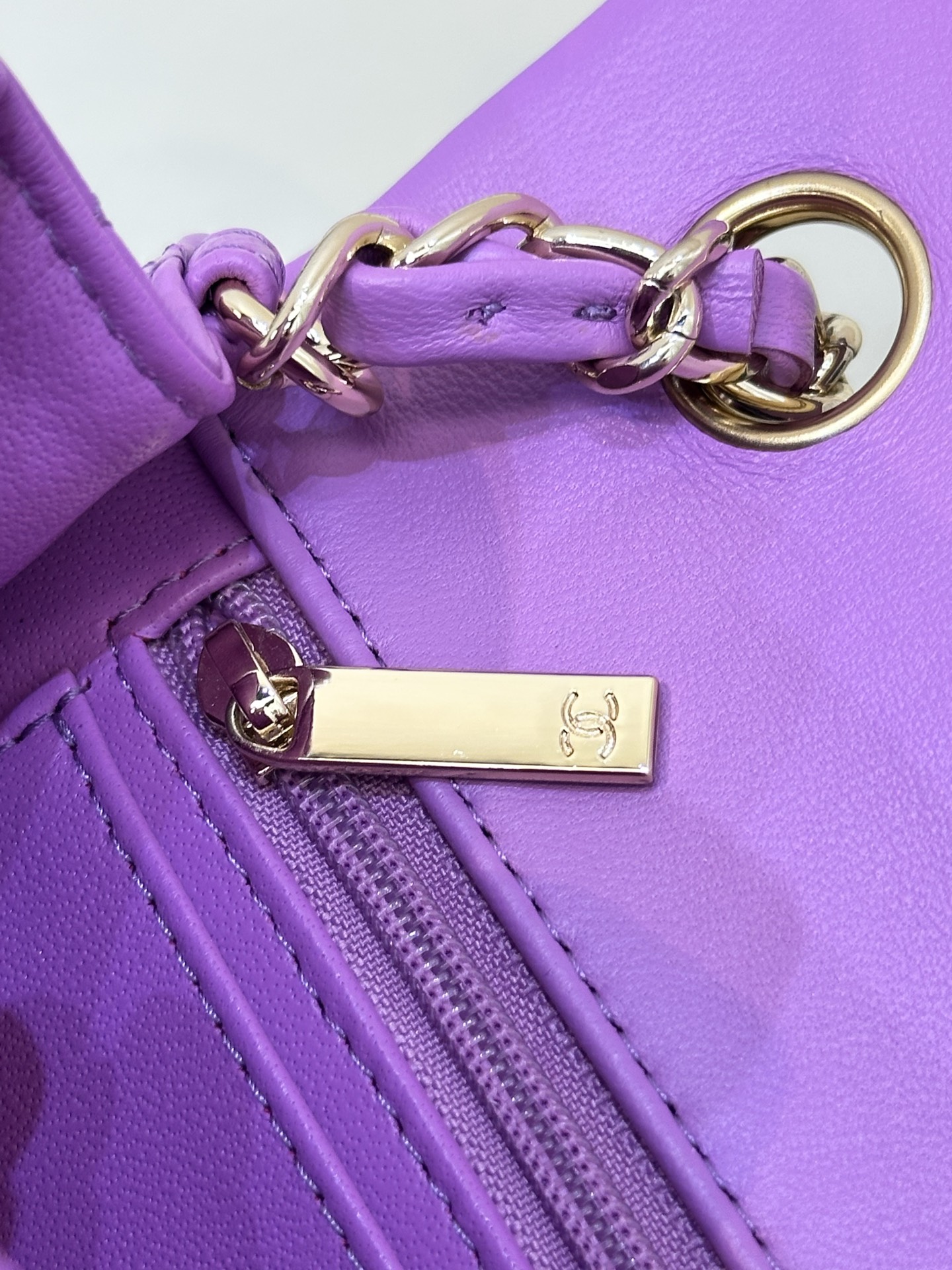Chanel Classic Flap Crossbody Bag - Image 7