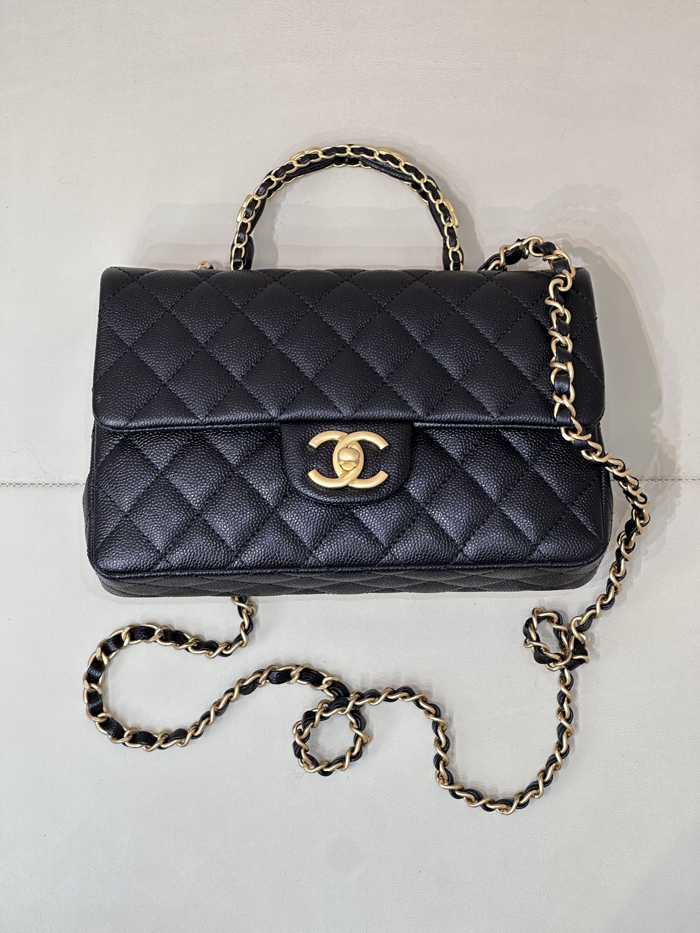 Chanel 24B Lambskin Mini Flap Bag - Image 7