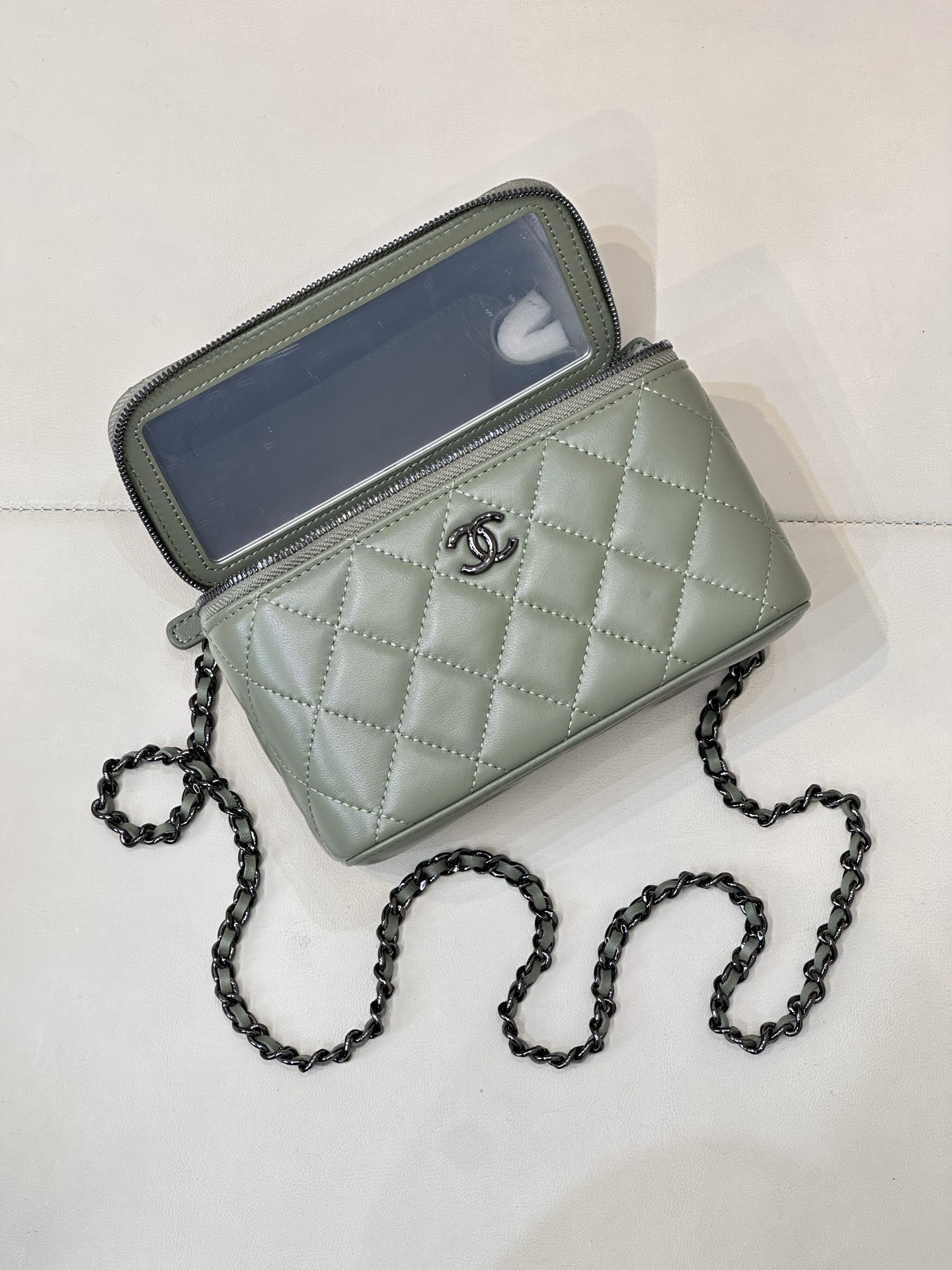 Chanel Trendy CC Box Bag - Image 7