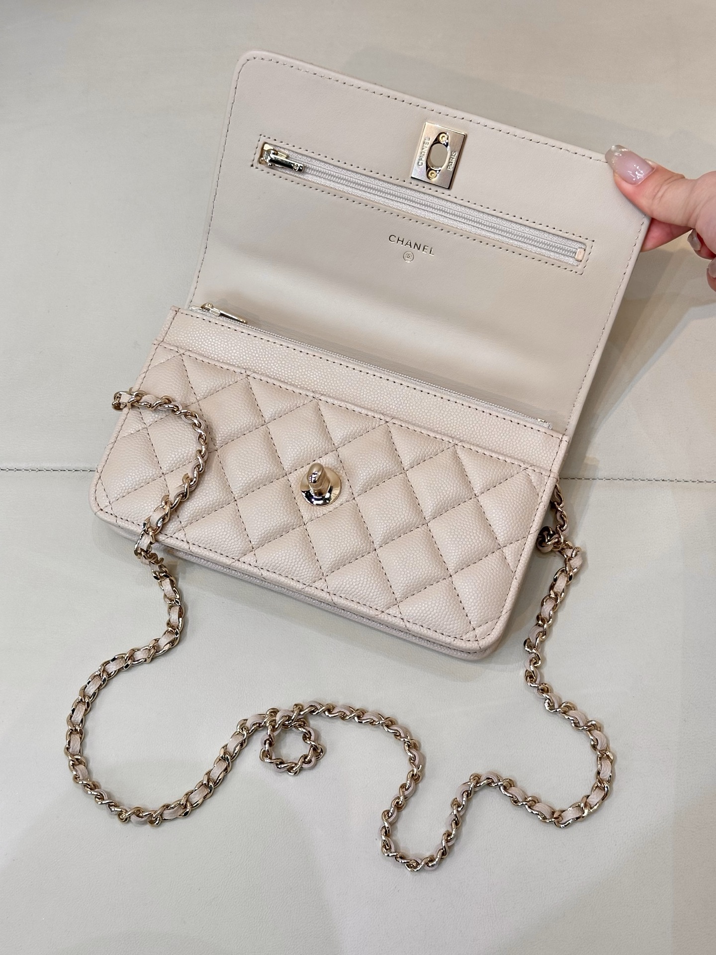 Quilted Leather WOC Crossbody Bag with Metal Handle - Image 7