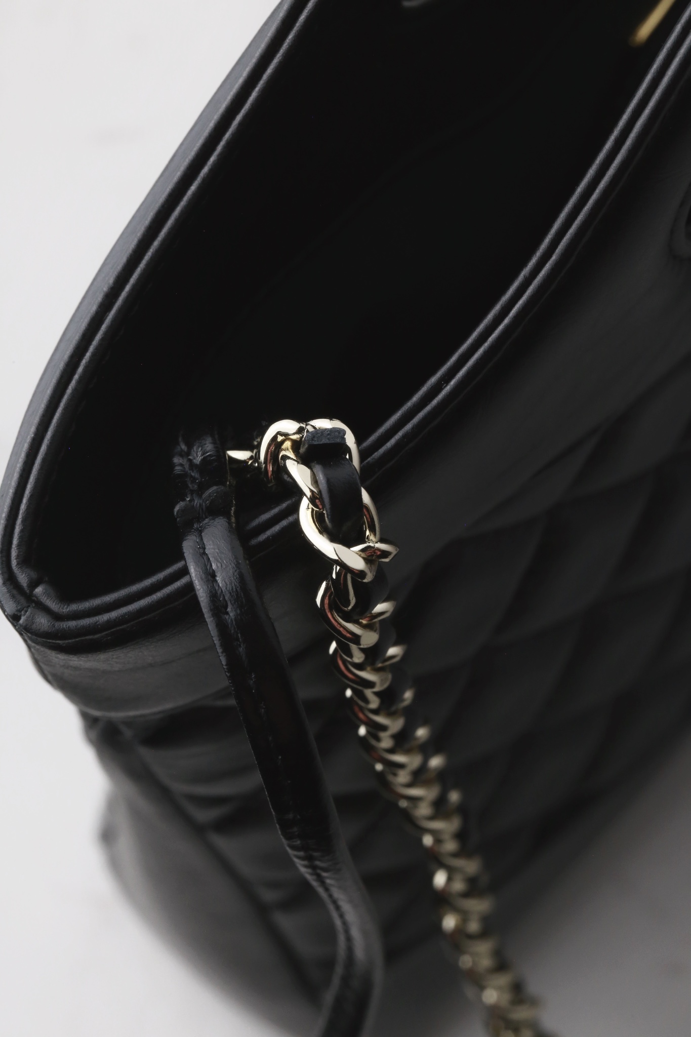 CHANEL 31 Mini Bag - Image 7