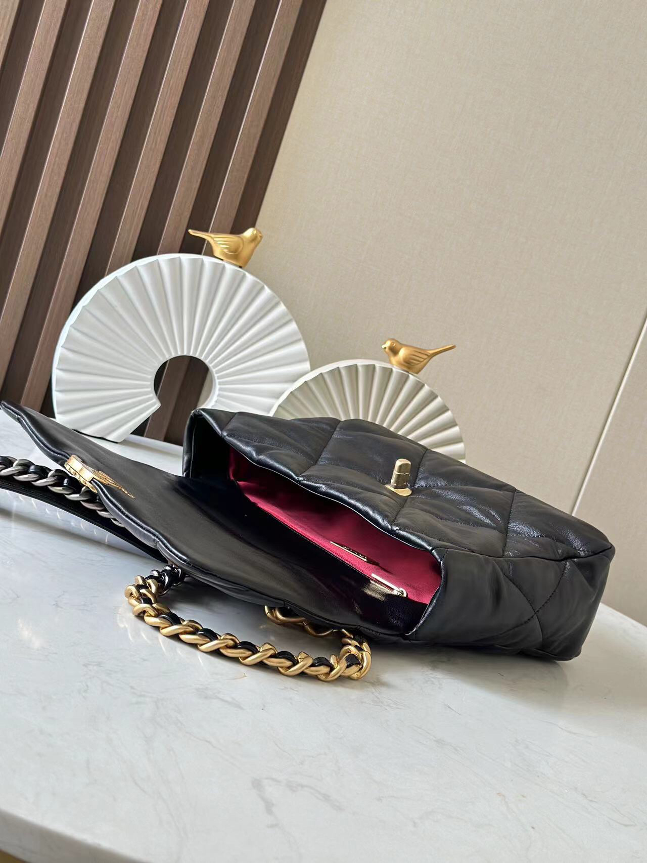 Chanel 19 Lambskin Flap Bag - Image 7