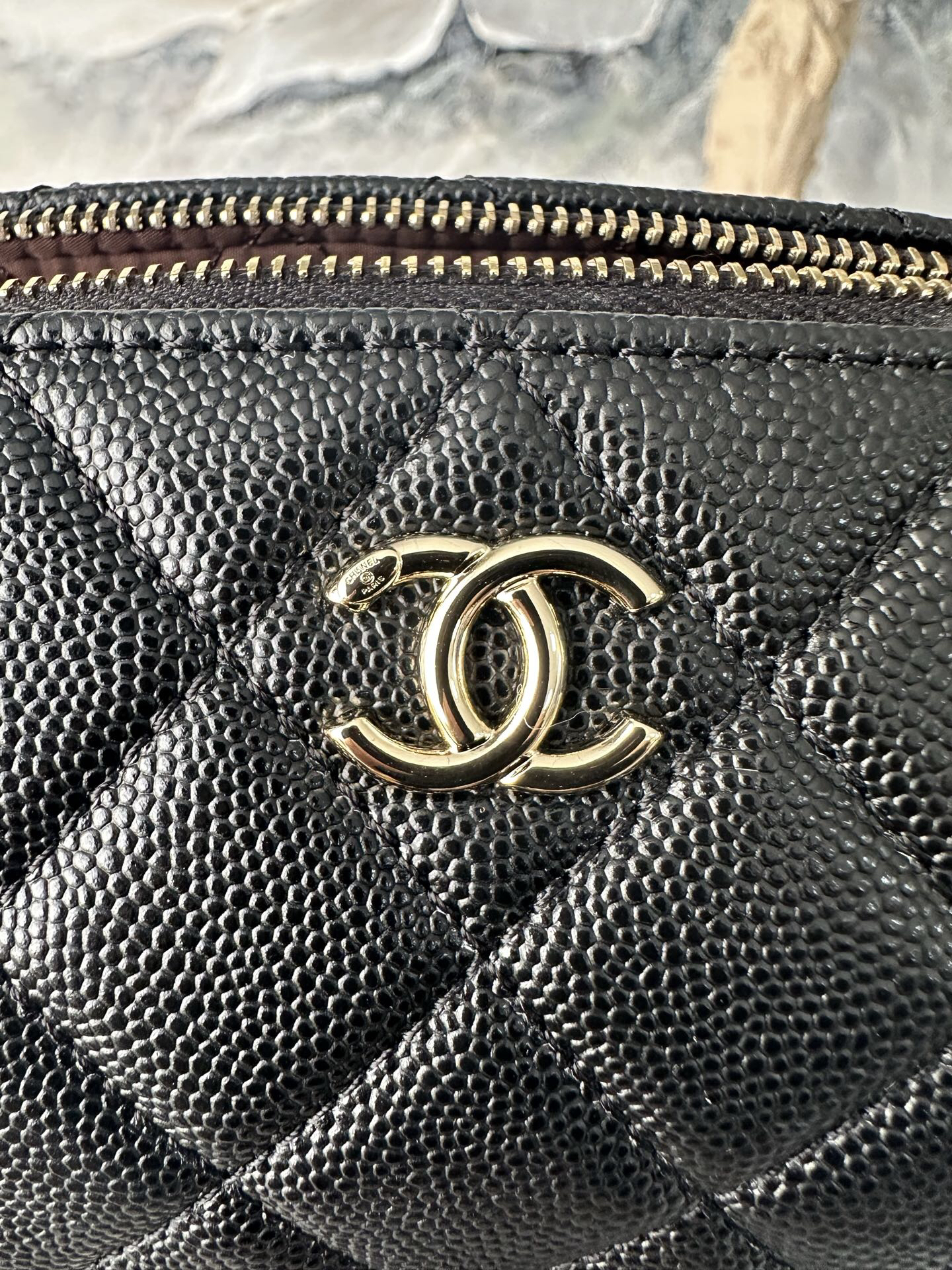 Chanel Spring/Summer Small Zip Carry Bag A4990 - Image 7