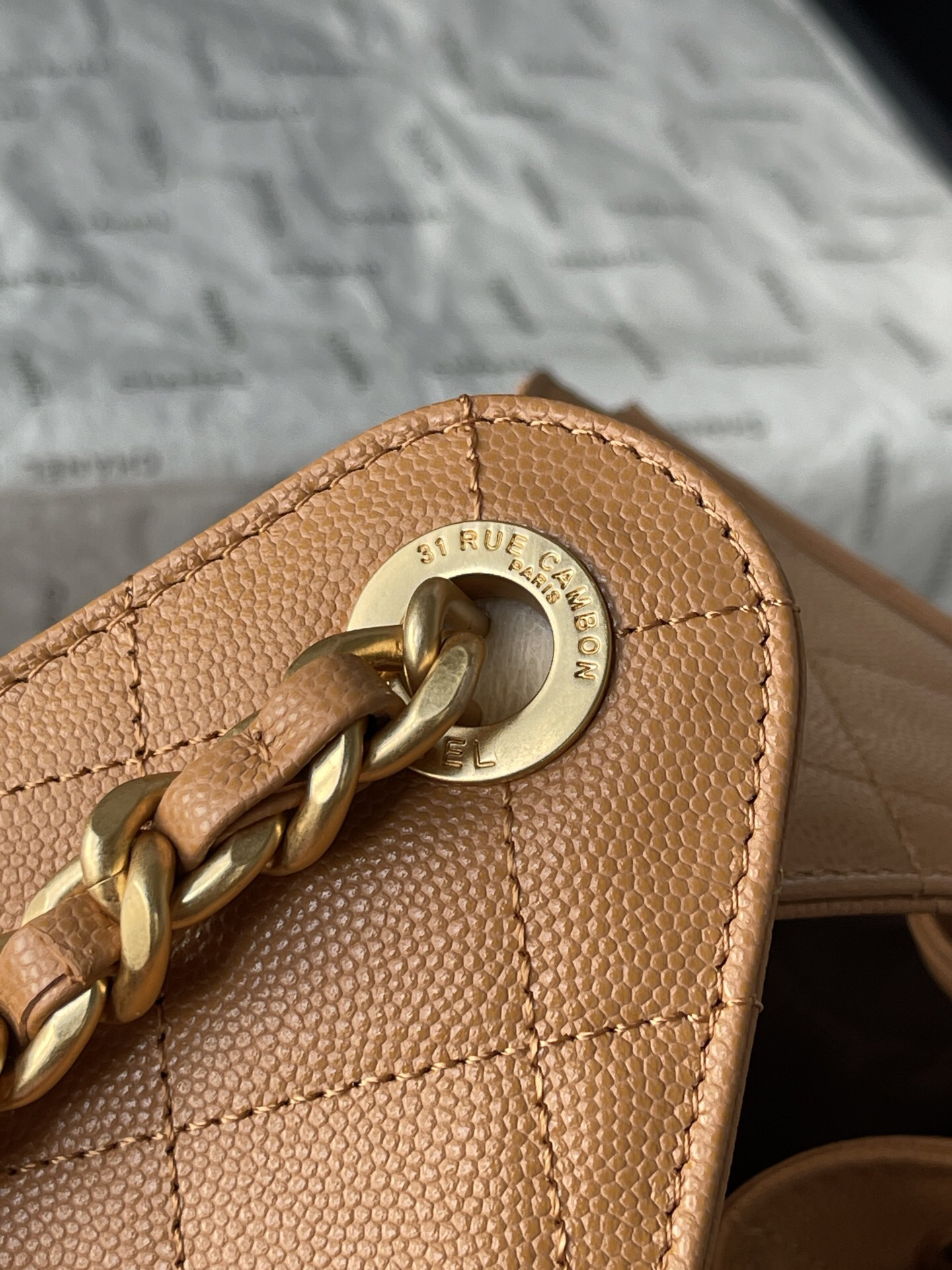 Chanel Small Hobo Shoulder Bag - Image 7
