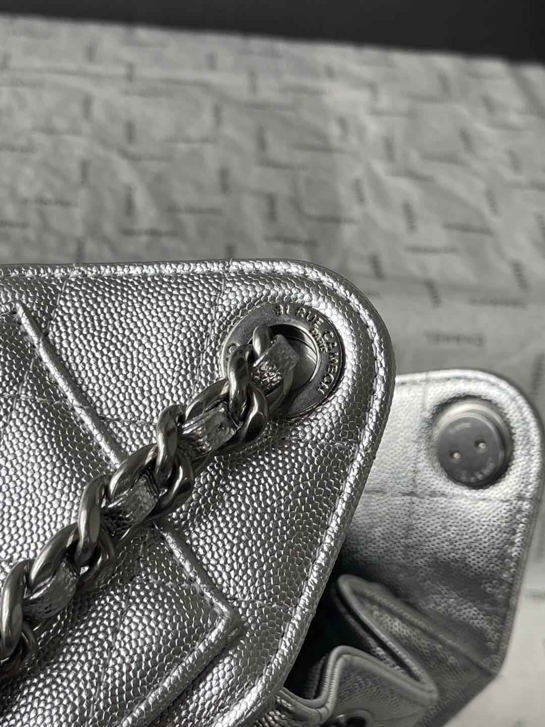Chanel 25S Spring/Summer Mini Hobo Bucket Bag - Image 7