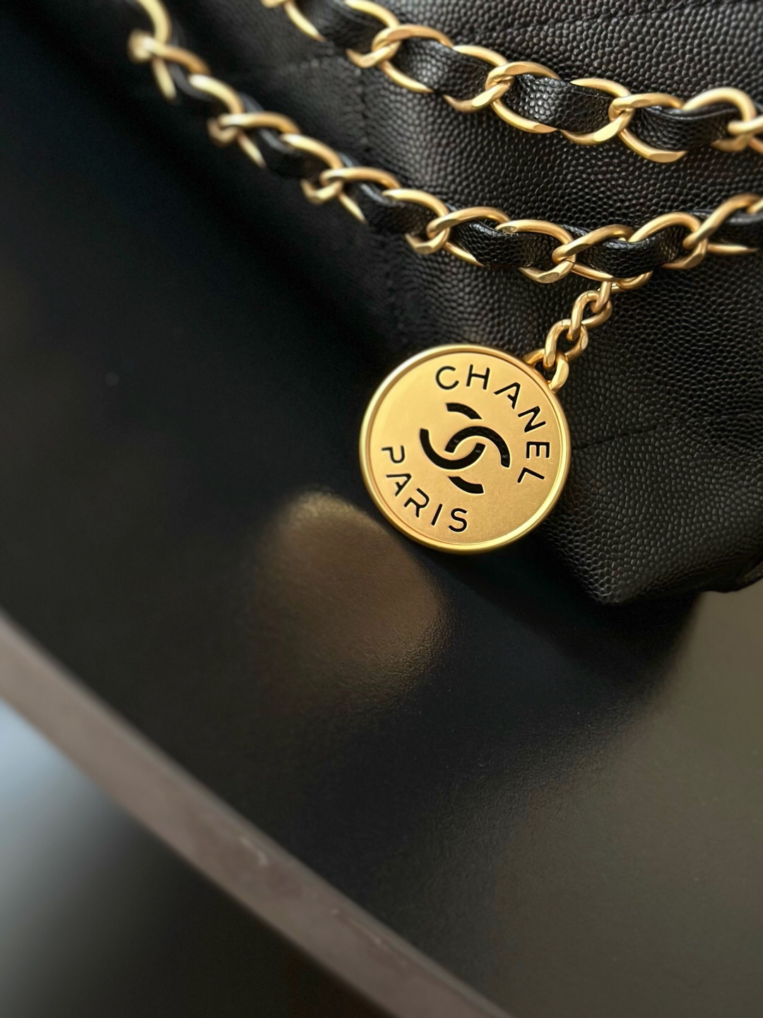 Chanel AS3260 Waxed Calfskin Shoulder Bag - Image 7