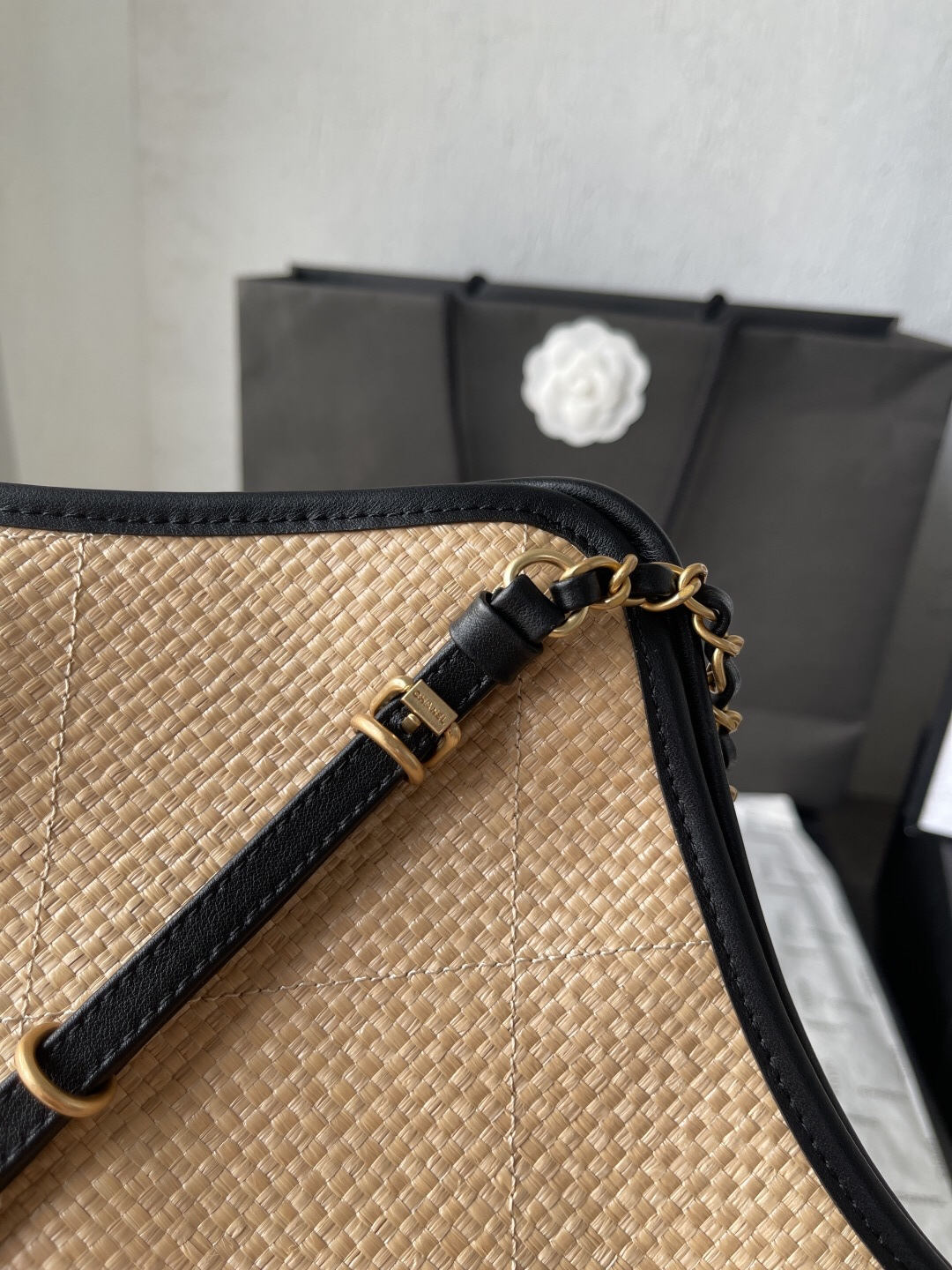 Chanel 25S Maxi Hobo Tote Bag - Image 7