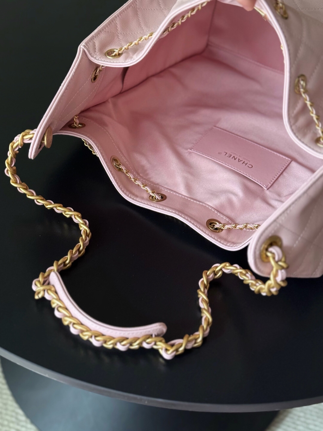 Chanel 25C Quilted Calfskin Hobo Shoulder Bag - Image 7