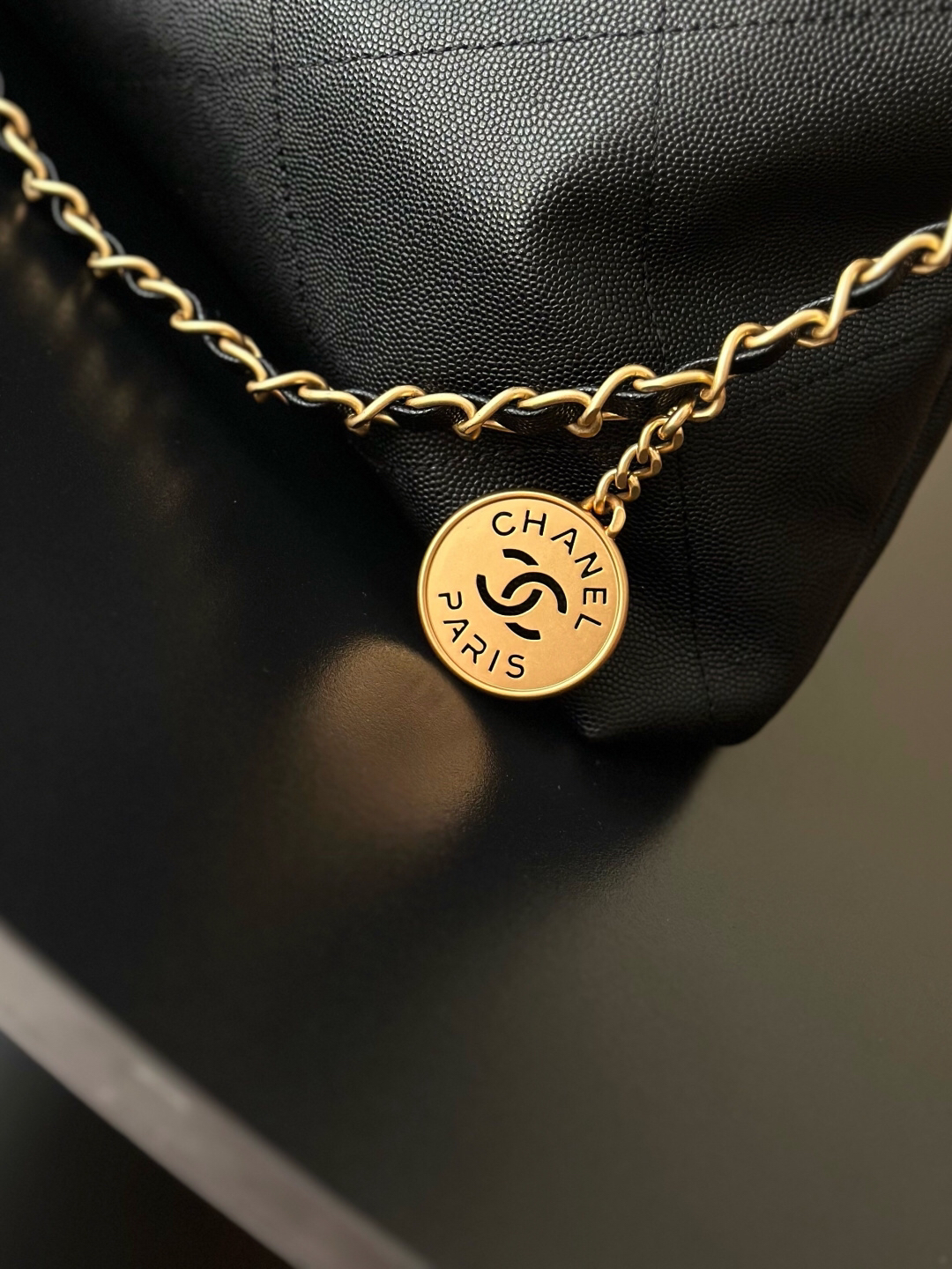 Chanel AS3261 Waxed Calfskin Shoulder Bag - Image 7