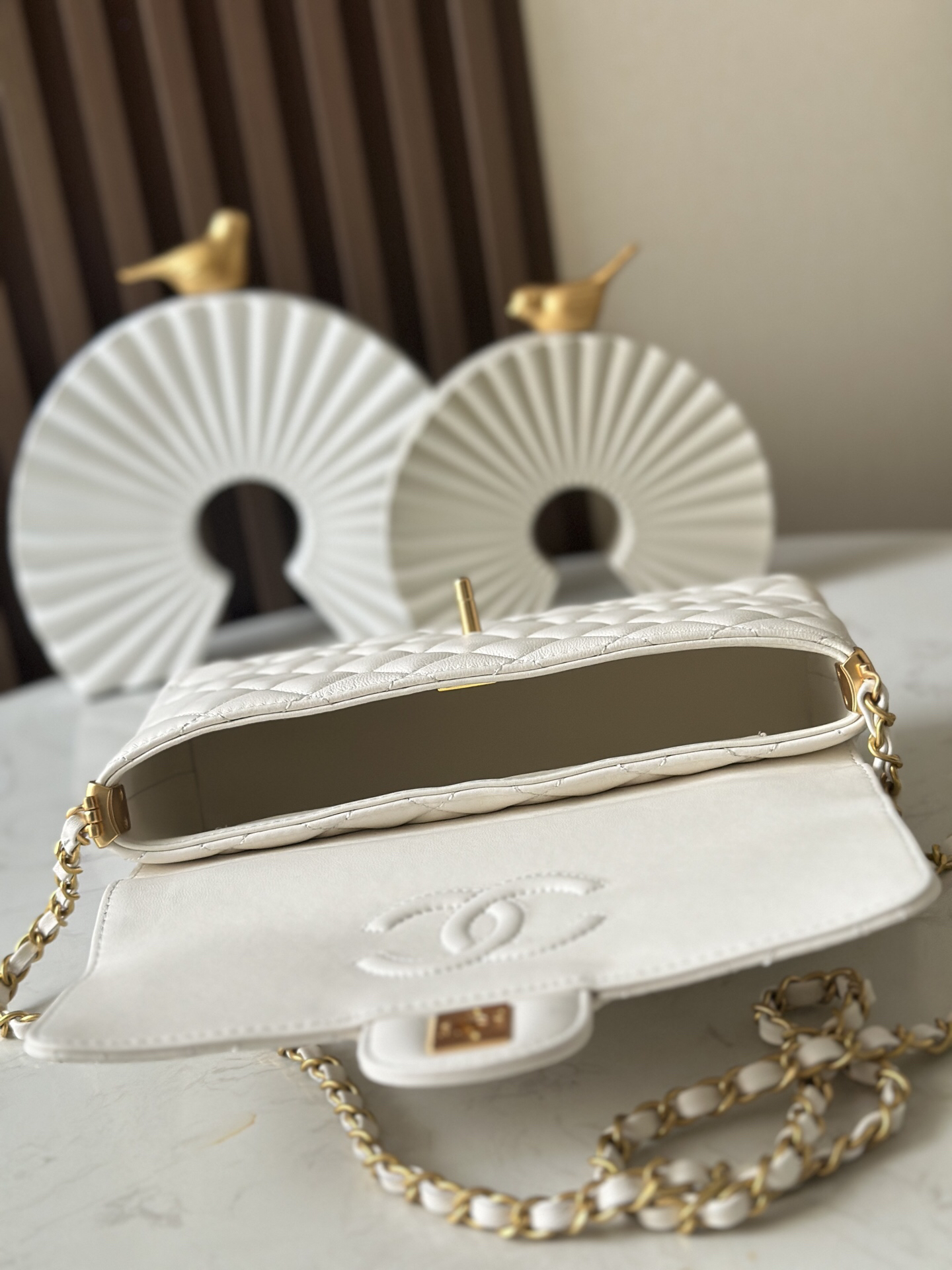 25 cm Structured Handbag - Image 7