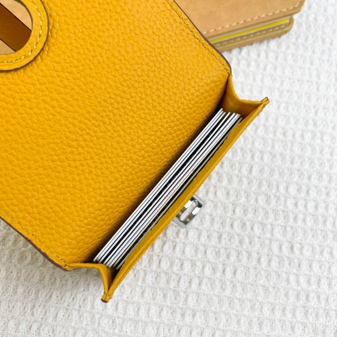 Hermès Togo Leather Card Holder - Image 7