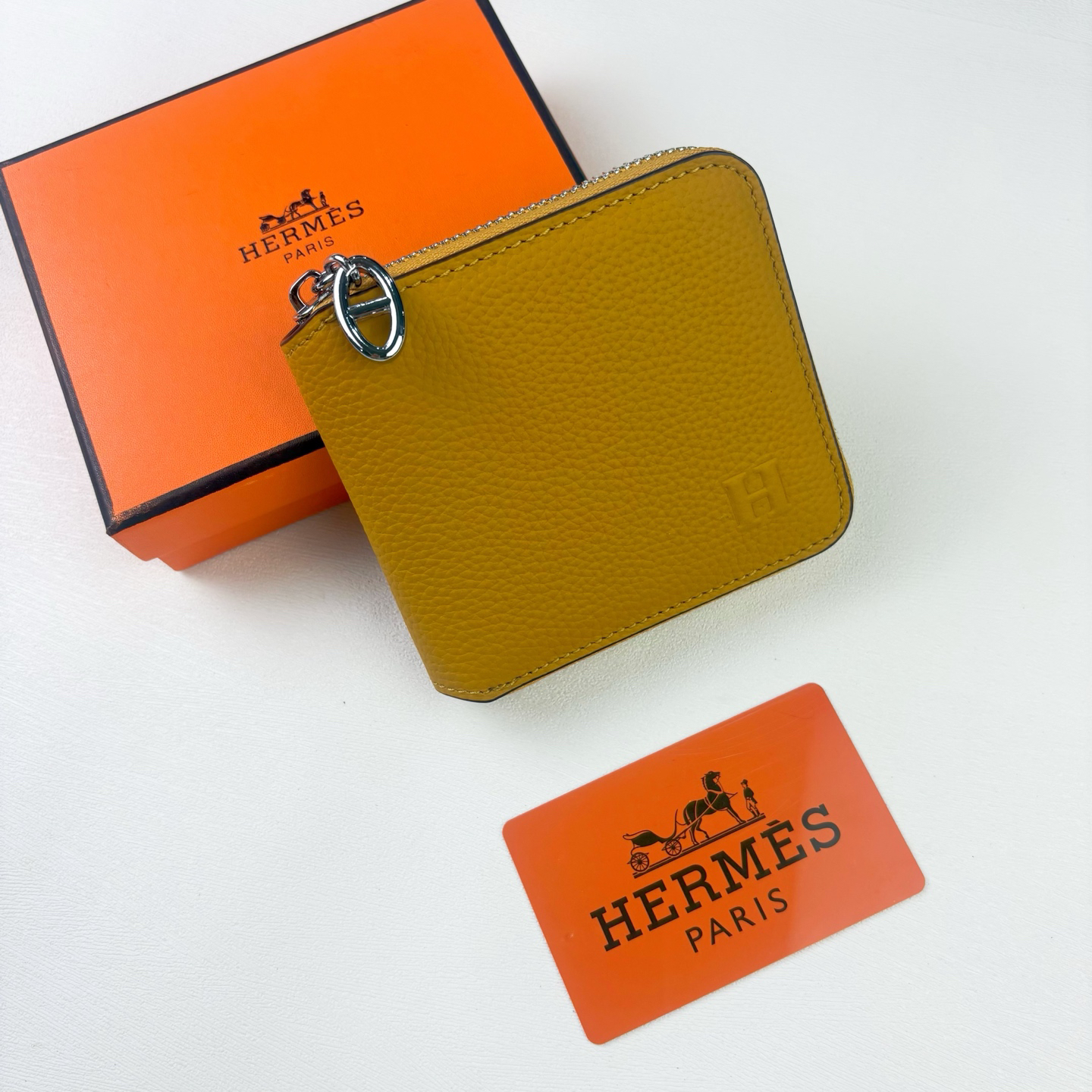 Hermès Silk'in Leather Wallet - Image 7