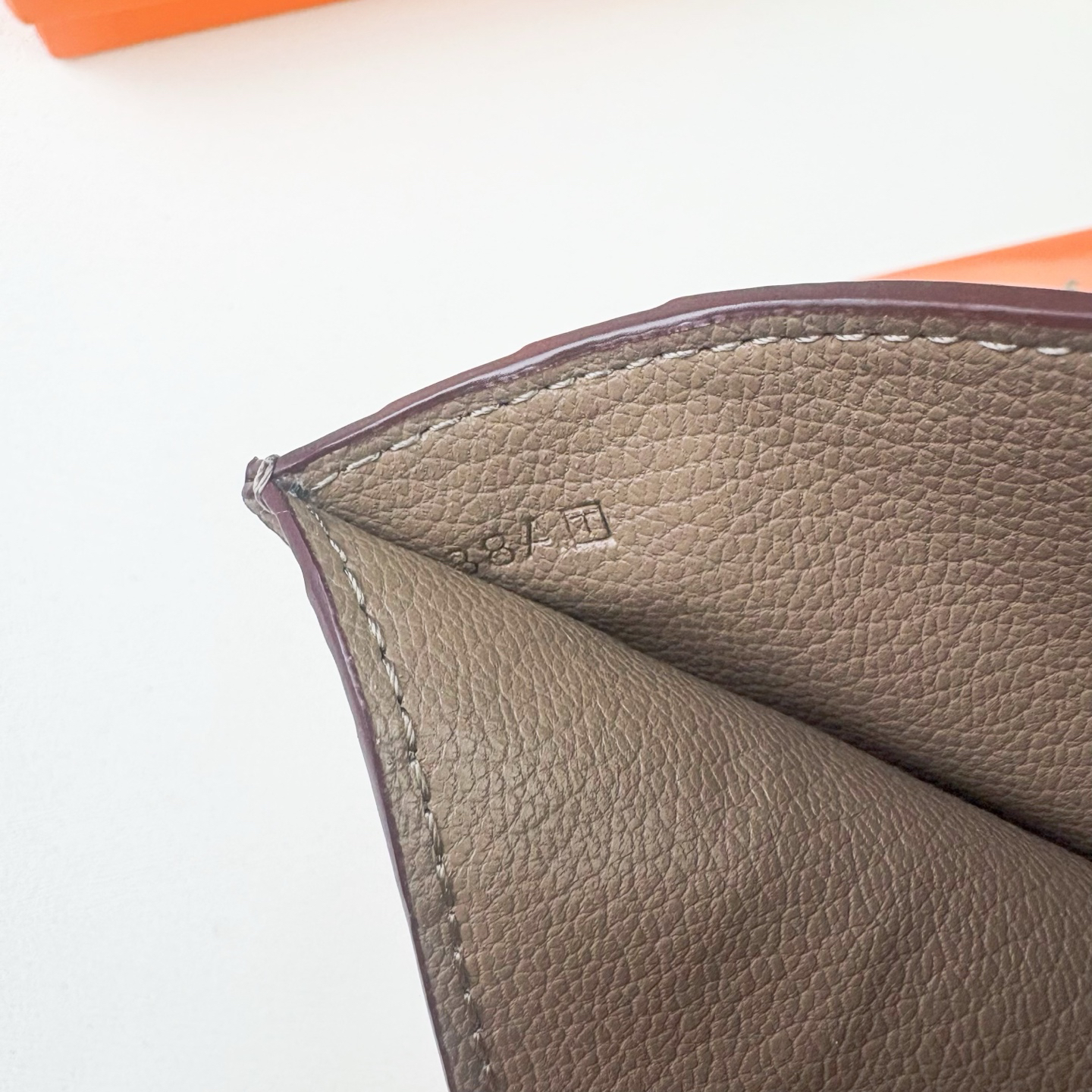 Hermès Bearn Togo Leather Wallet - Image 7