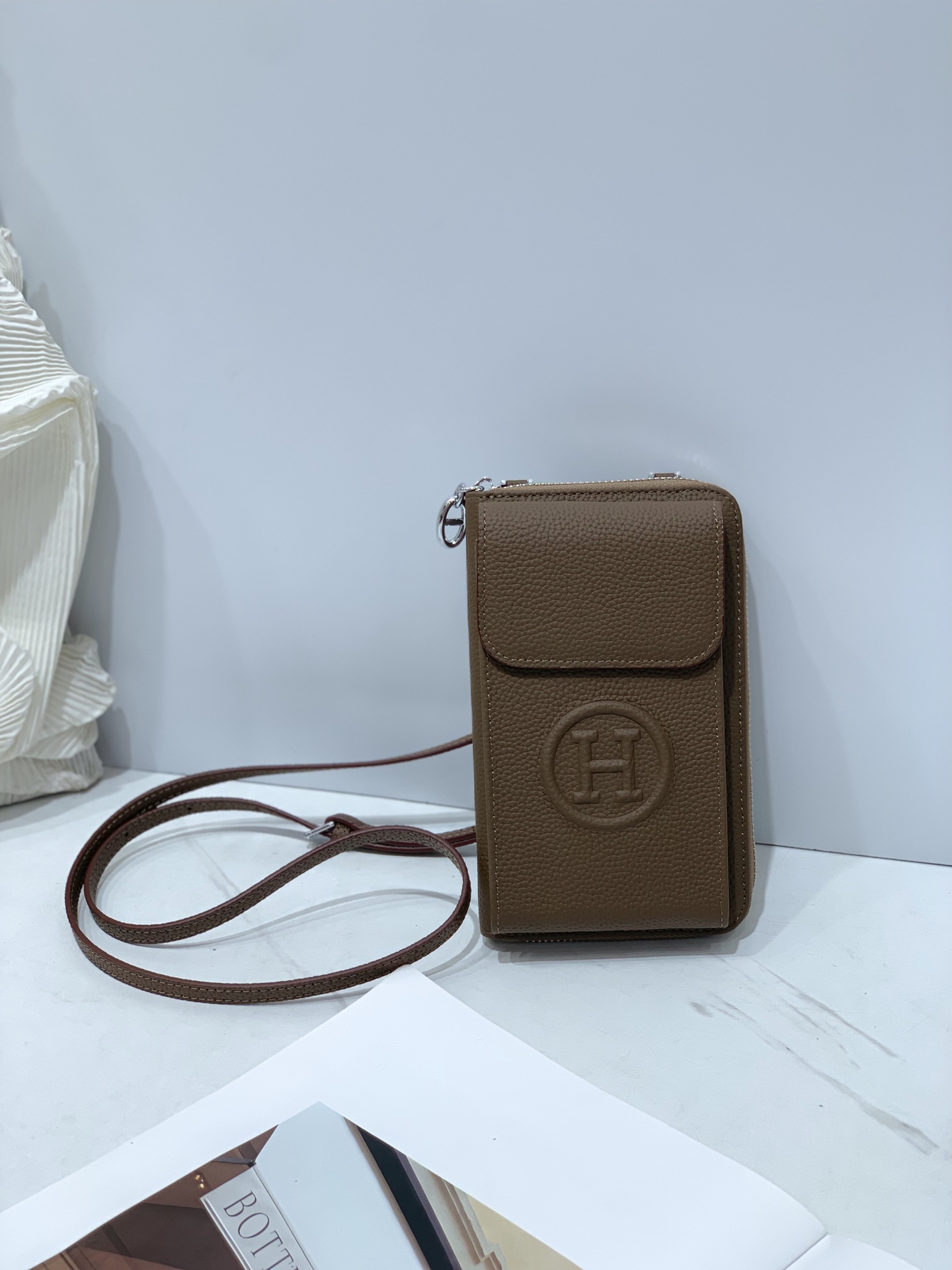 Hermes Togo Leather Shoulder Bag - Image 7