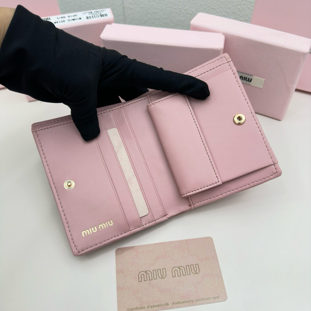 Miu Miu Lambskin Wallet - Image 7