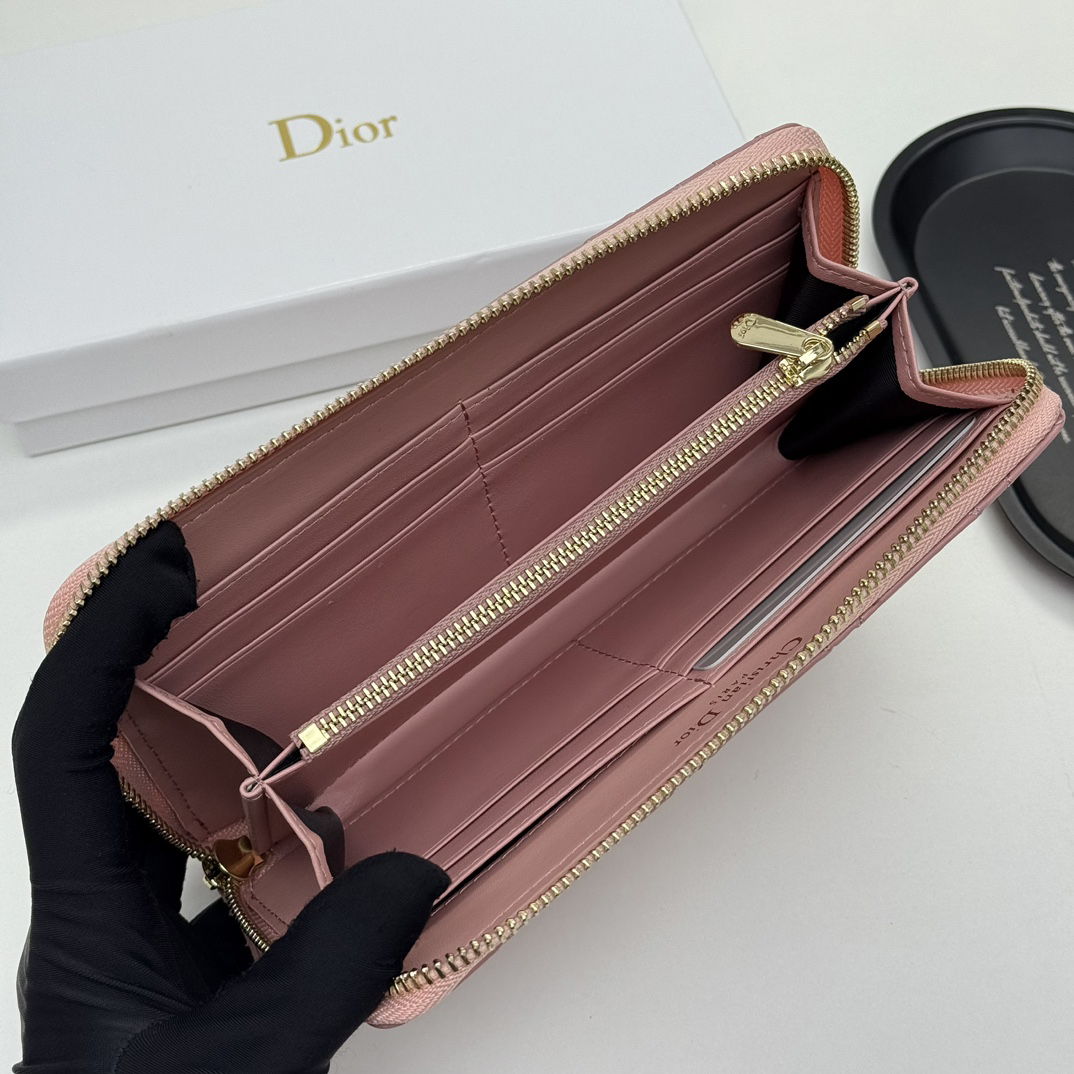 Dior F02 Lambskin Clutch Bag - Image 7