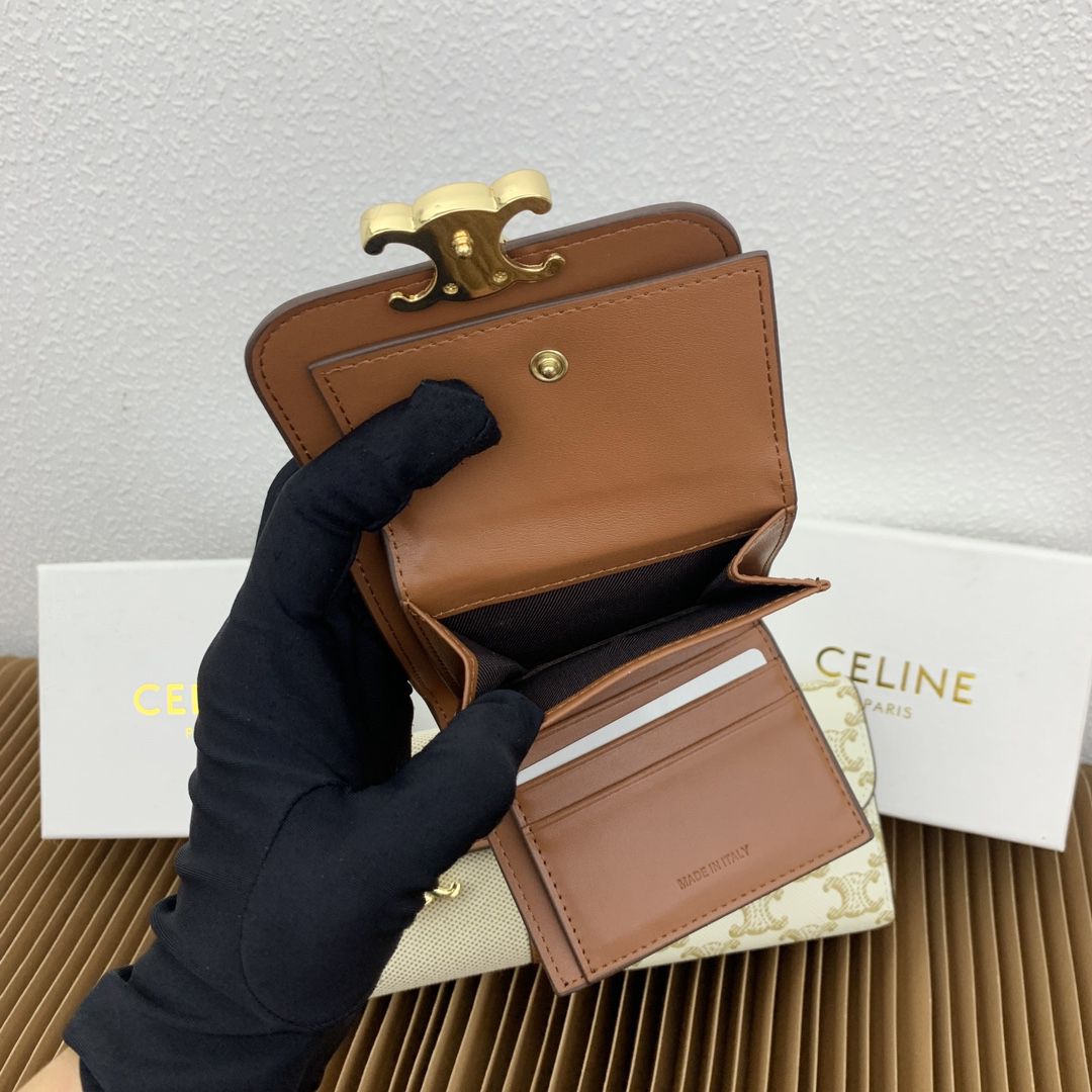 Triomphe Small Wallet - Image 7