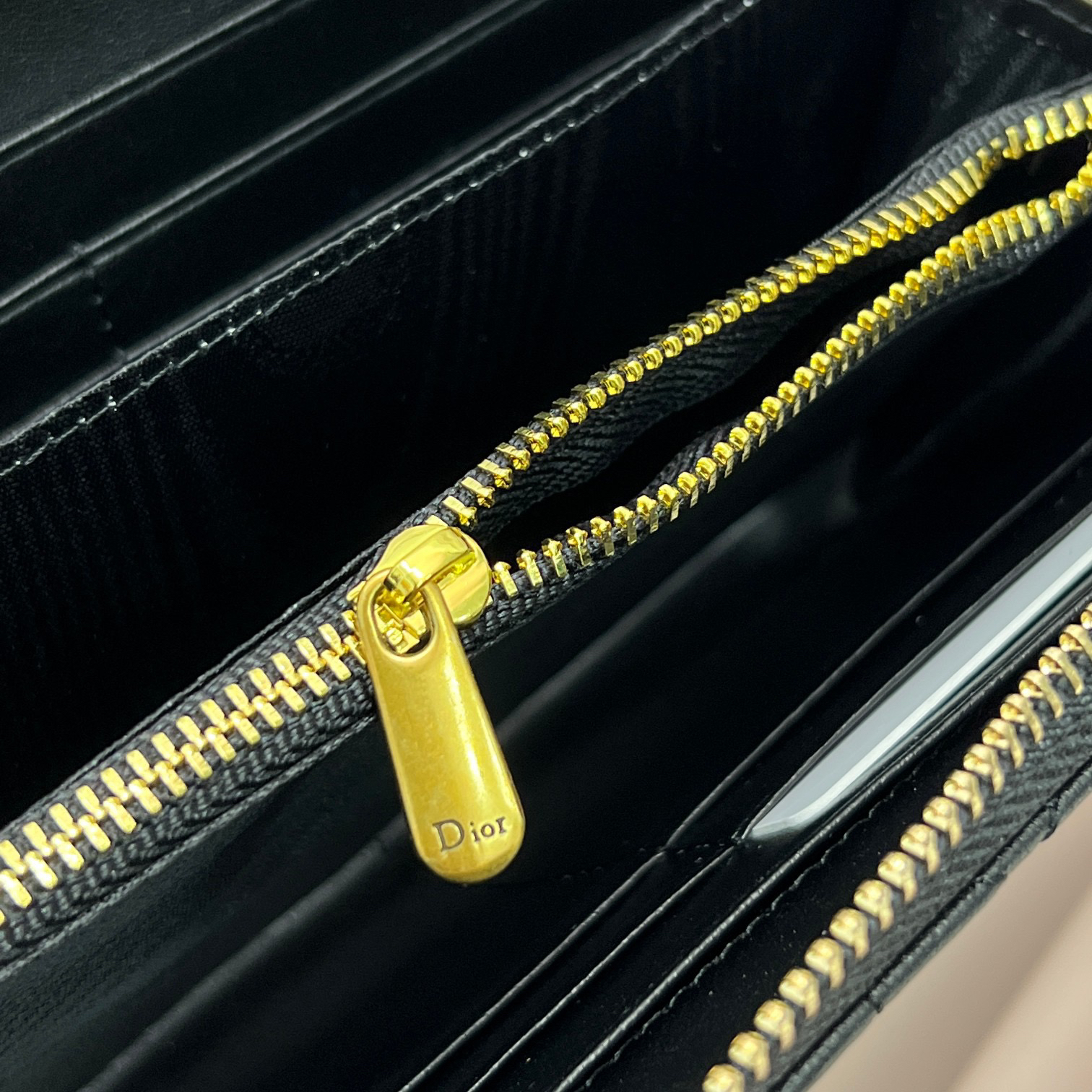 Dior Leather Wallet - Image 7