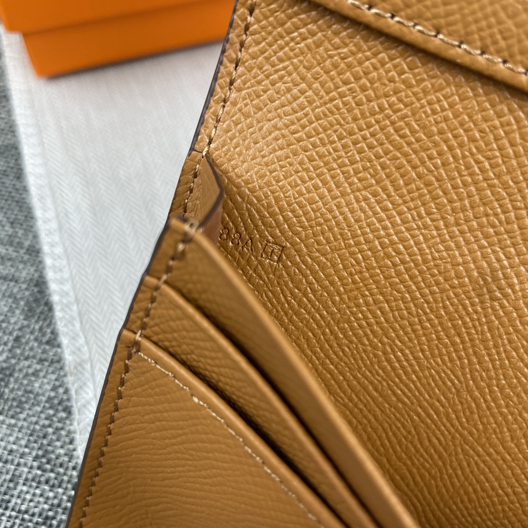 Hermes Women's Epsom Leather Vertical Zip Wallet - Image 7