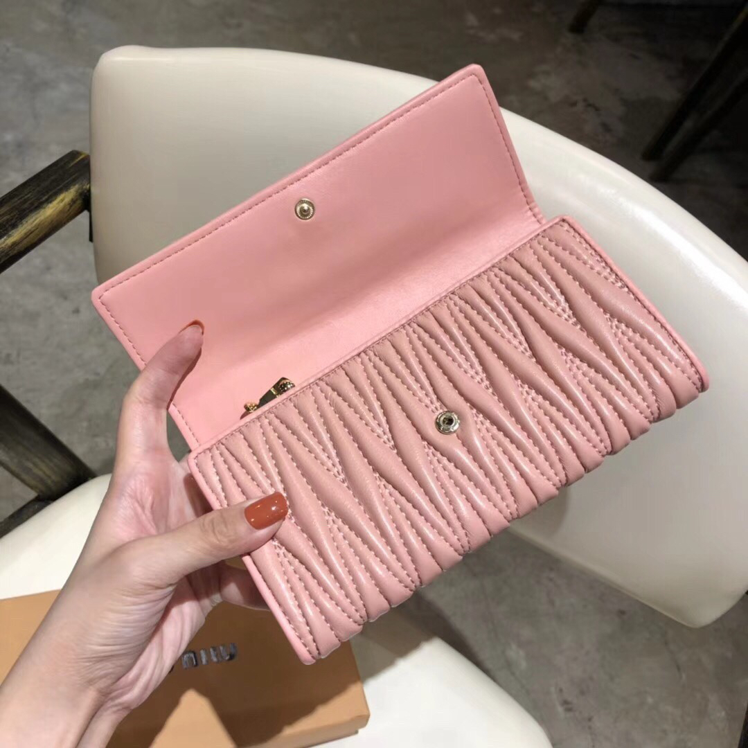 Miu Miu Lambskin Wallet - Image 7