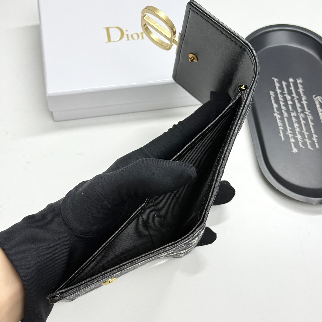 Dior 1818 Leather Wallet - Image 7