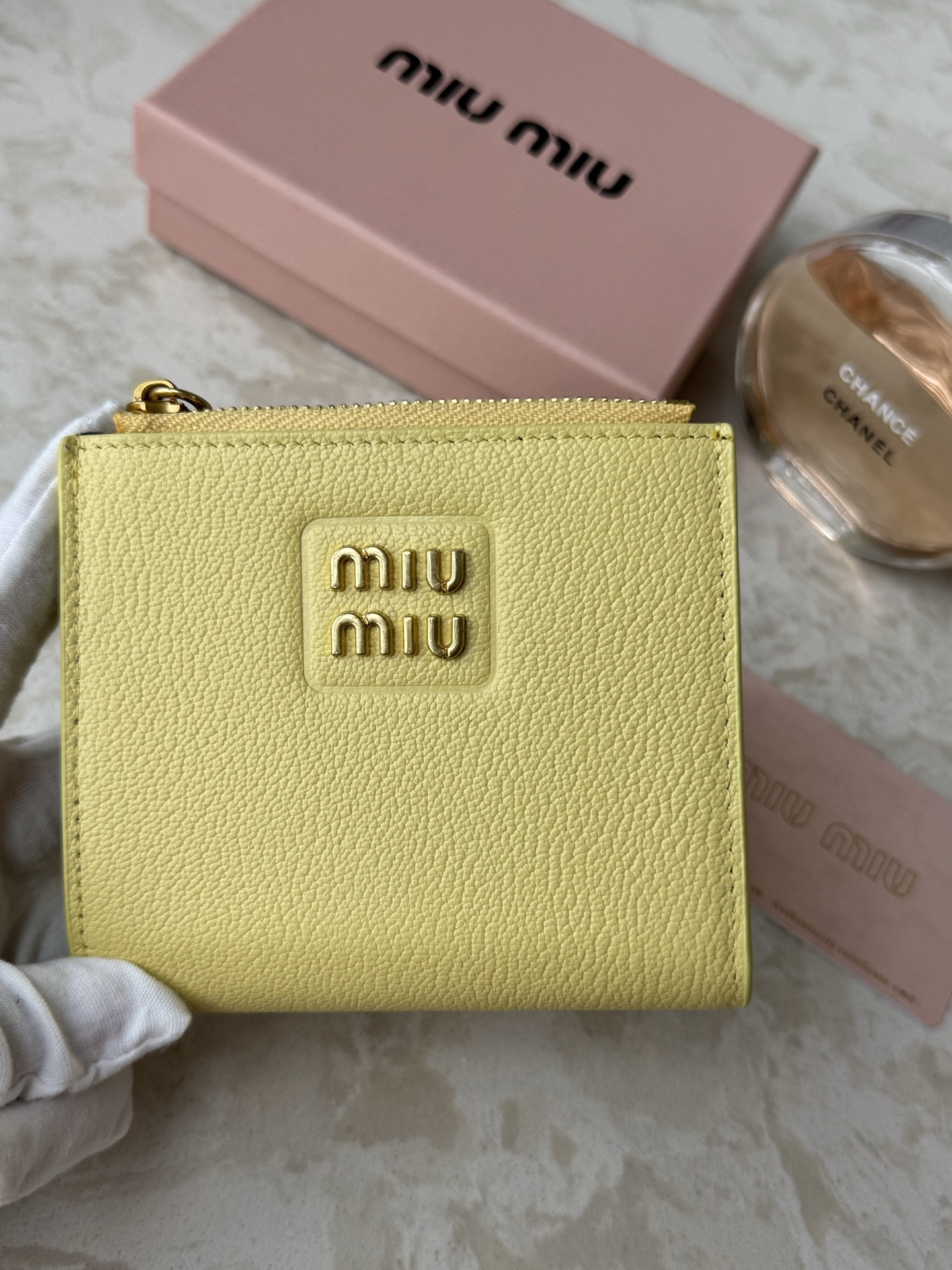 Miu Miu Slim Leather Wallet - Image 7