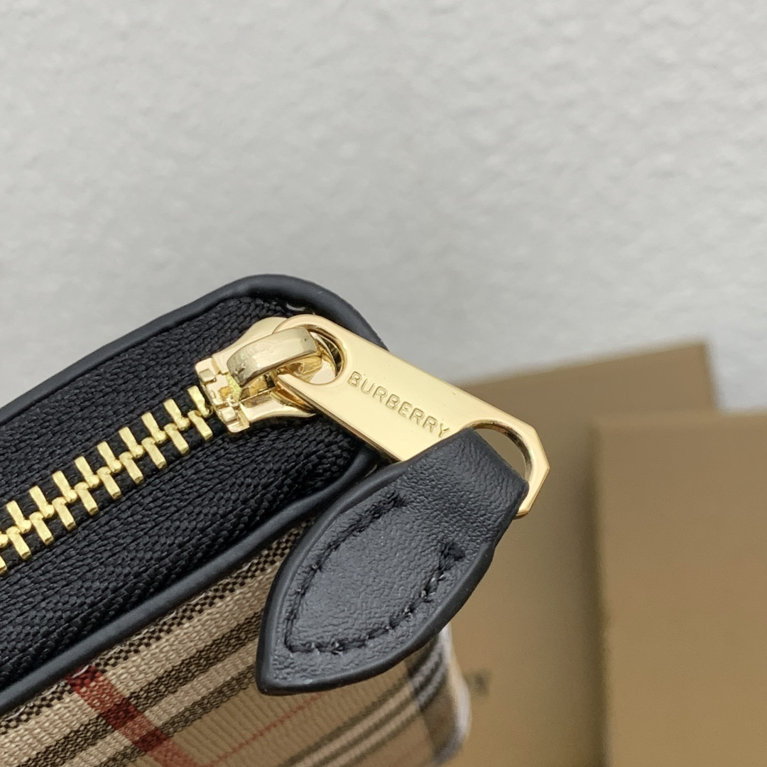 Burberry Checkered Full-Zip Wallet - Image 7