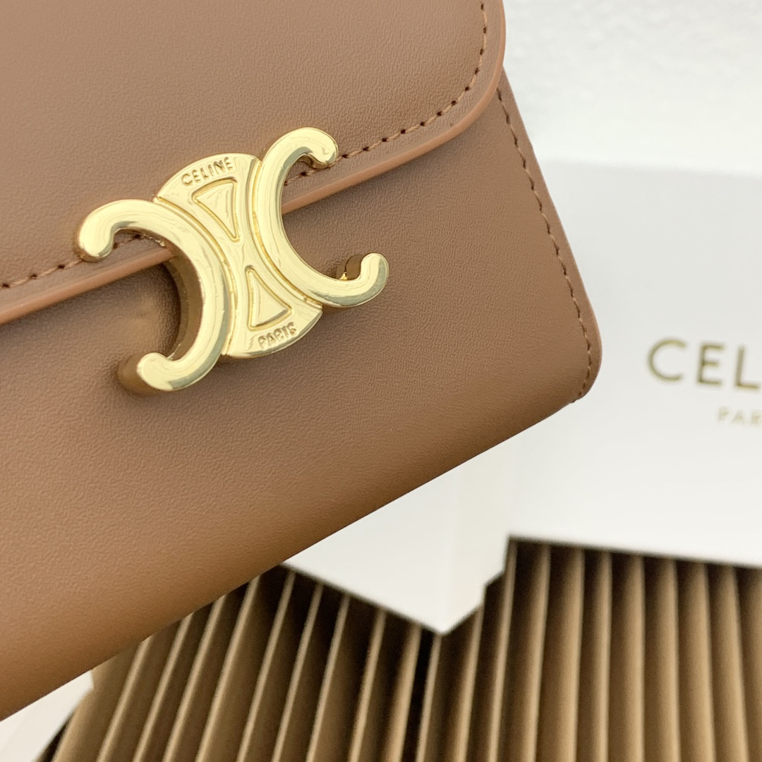 CELINE Small Shiny Lambskin Flap Wallet - Image 7