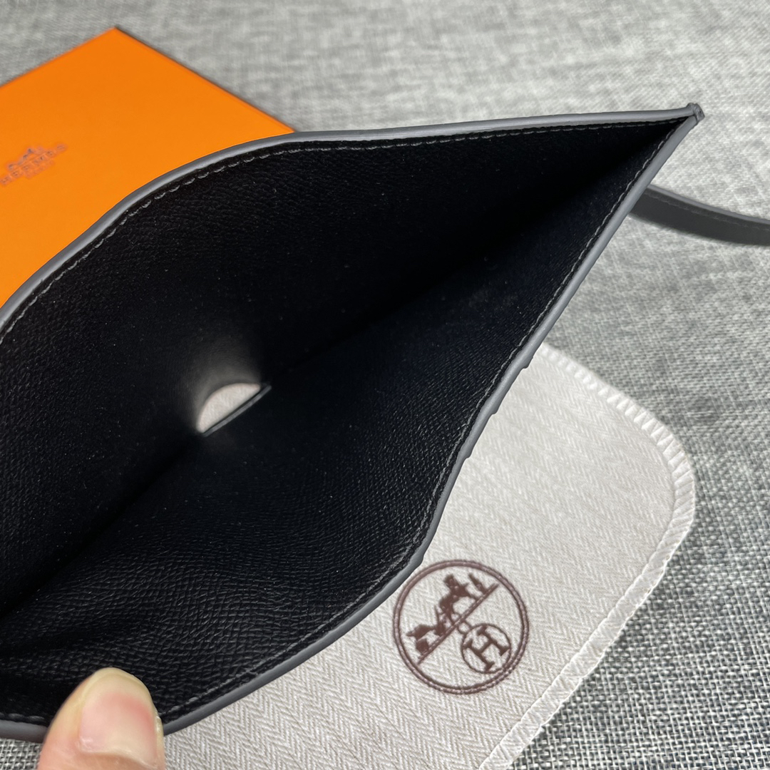 Hermès 5120 Palm-Grain Leather Vertical Wallet - Image 7