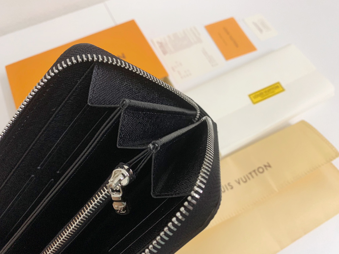 Louis Vuitton Monogram Cowhide Wallet - Image 7