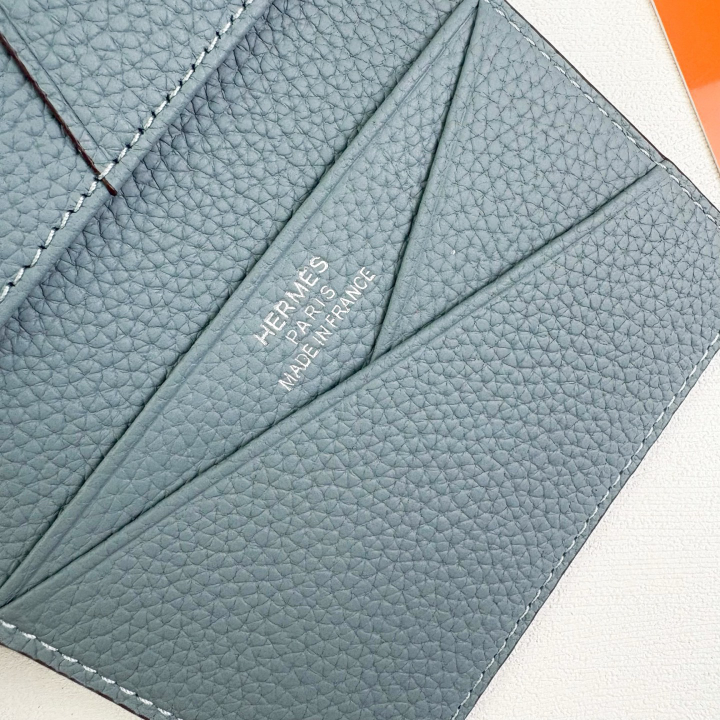 Hermès City 8CC Card Holder in Barenia Faubourg Leather - Image 7