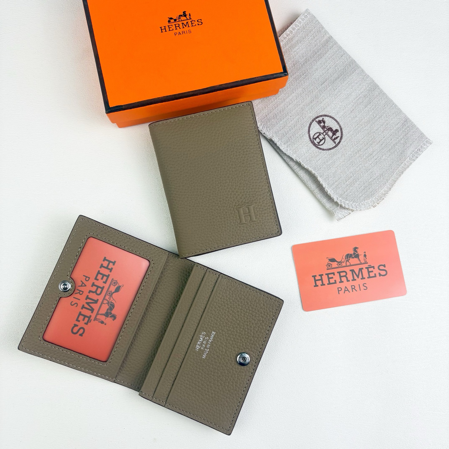 Hermès Togo Leather Card Holder - Image 7
