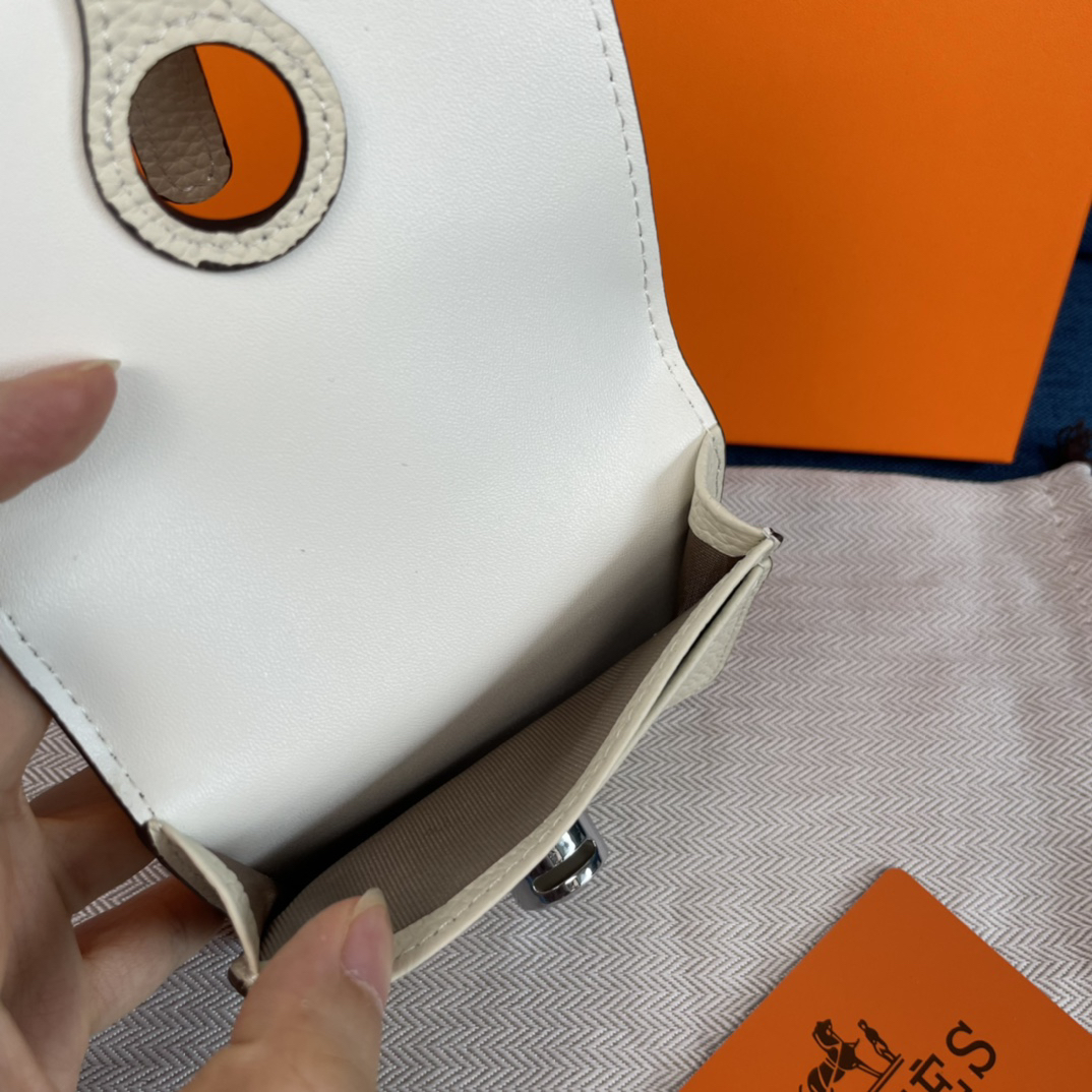 Hermes Togo Leather Card Holder - Image 7