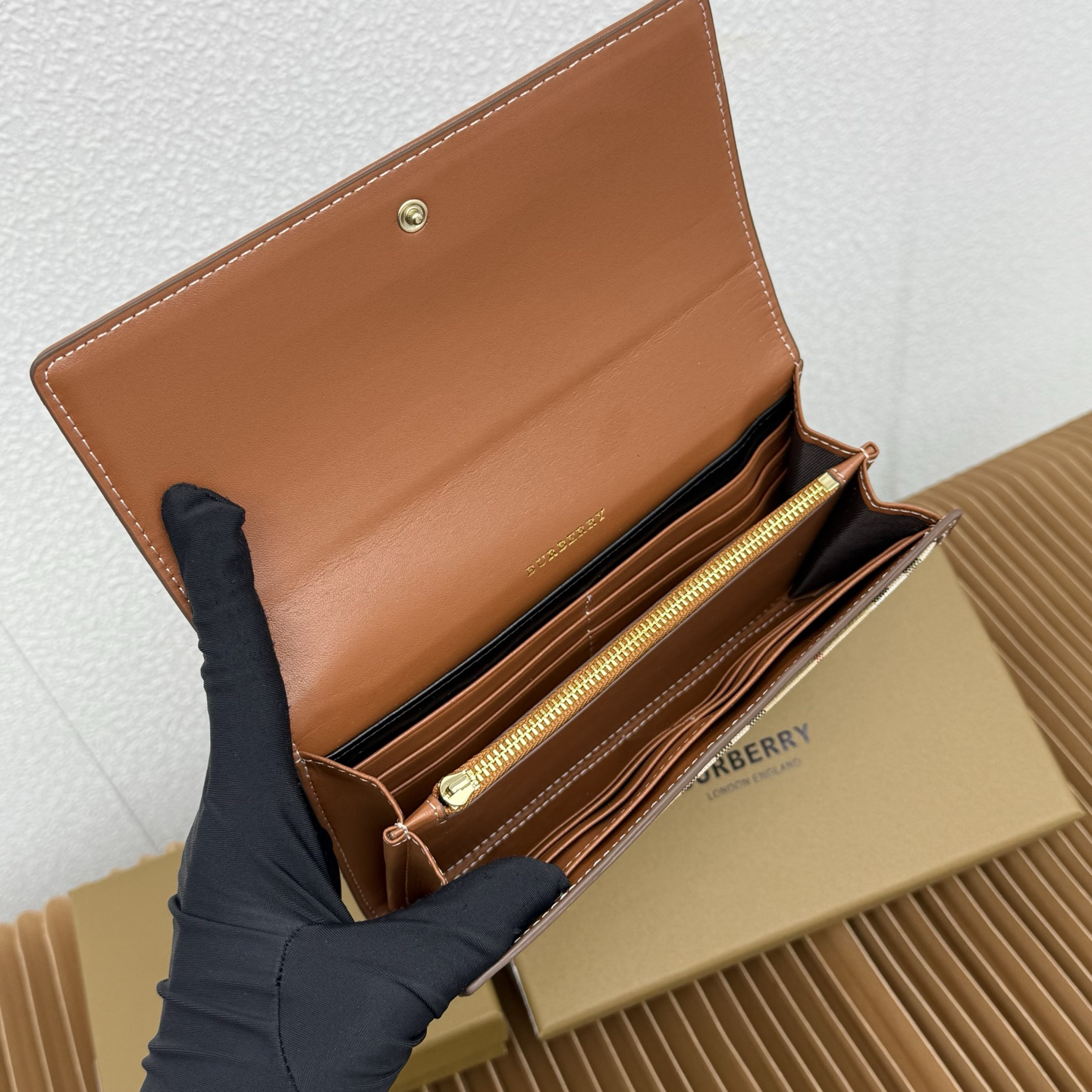 Burberry Check Long Wallet - Image 7