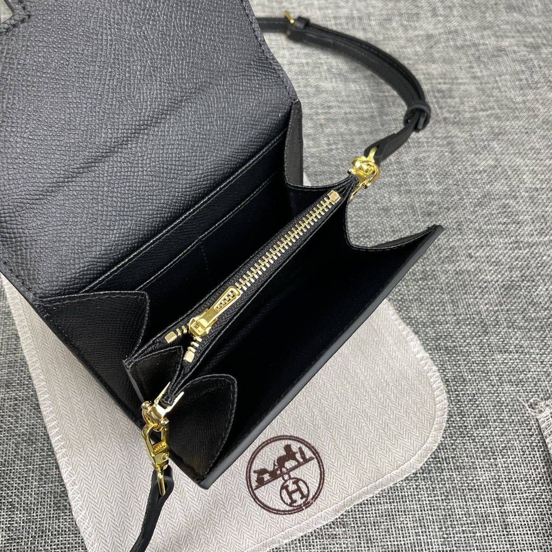 Hermès Constance Leather Shoulder Bag - Image 7