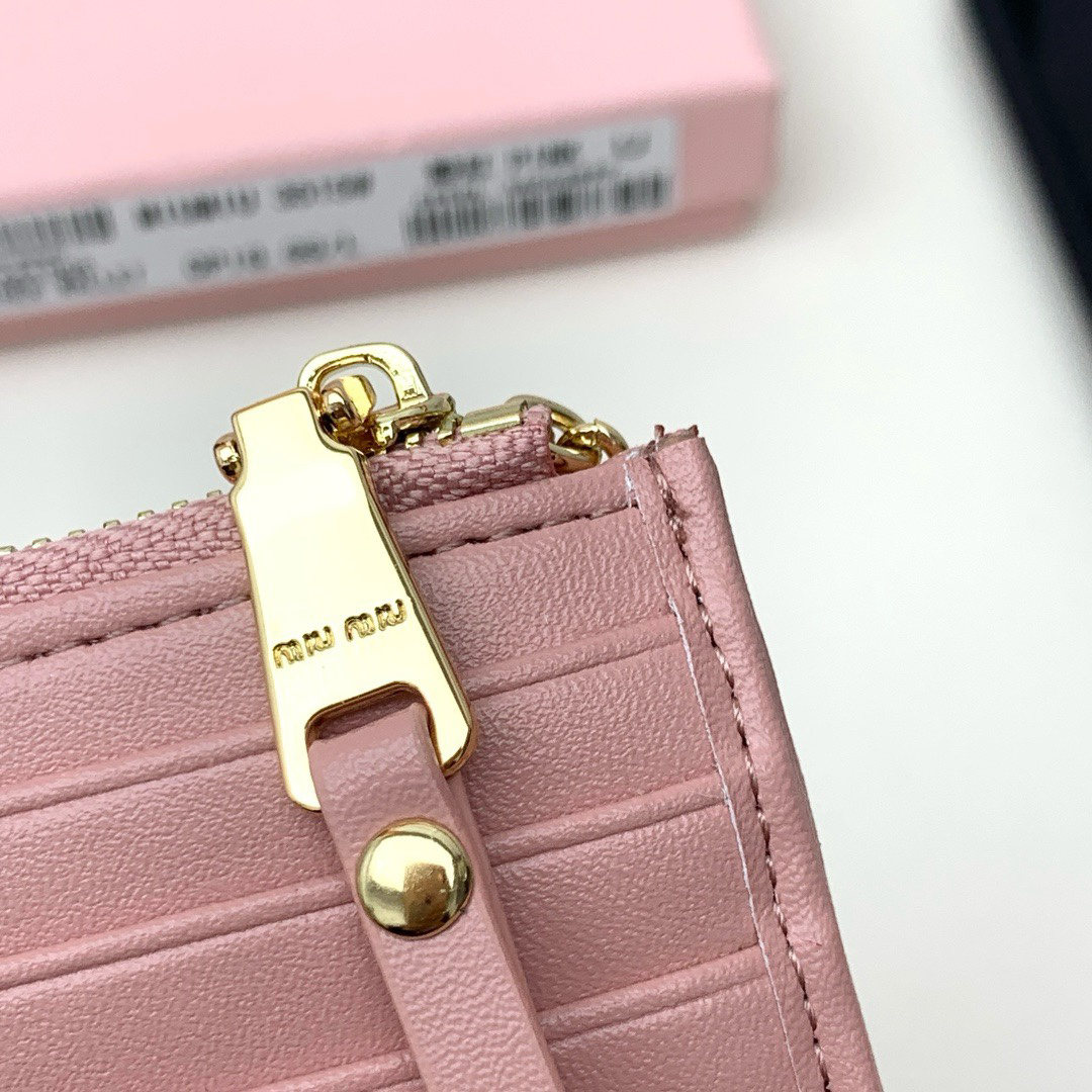 Miu Miu Embossed Leather Wallet - Image 7