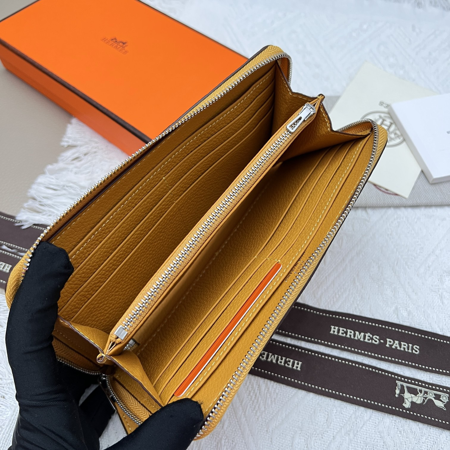 Hermès Constance Leather Long Wallet - Image 7