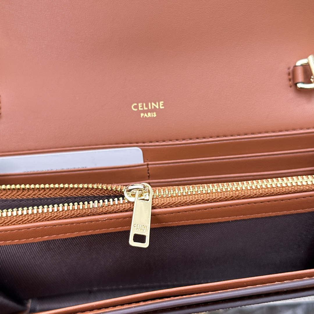 Celine Triomphe Leather Wallet with Zipper Compartment and 12 Card Slots - Image 7