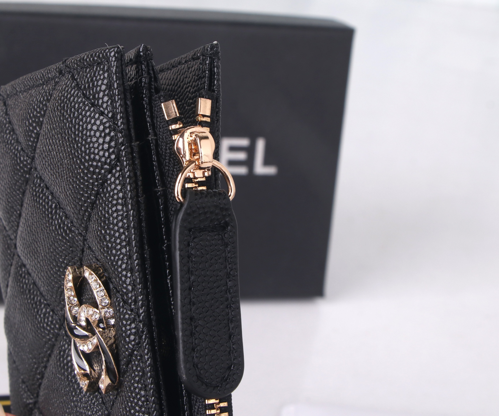 CHANEL Textured Leather Card Wallet 2216 - Image 7