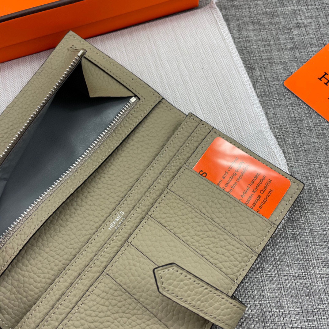 Hermes Women's Togo Calfskin Vertical Zip Wallet - Image 7