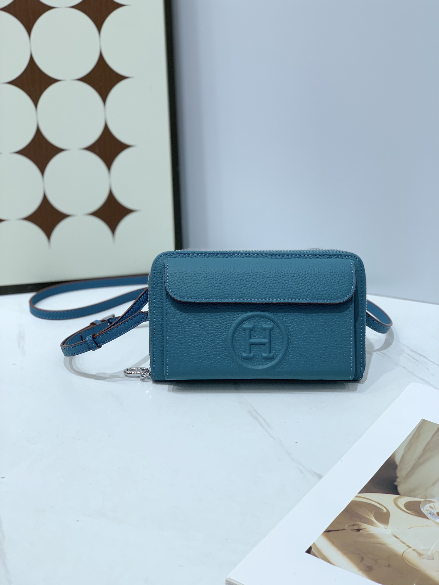 Hermès Togo Calfskin Shoulder Bag 502-2 - Image 7