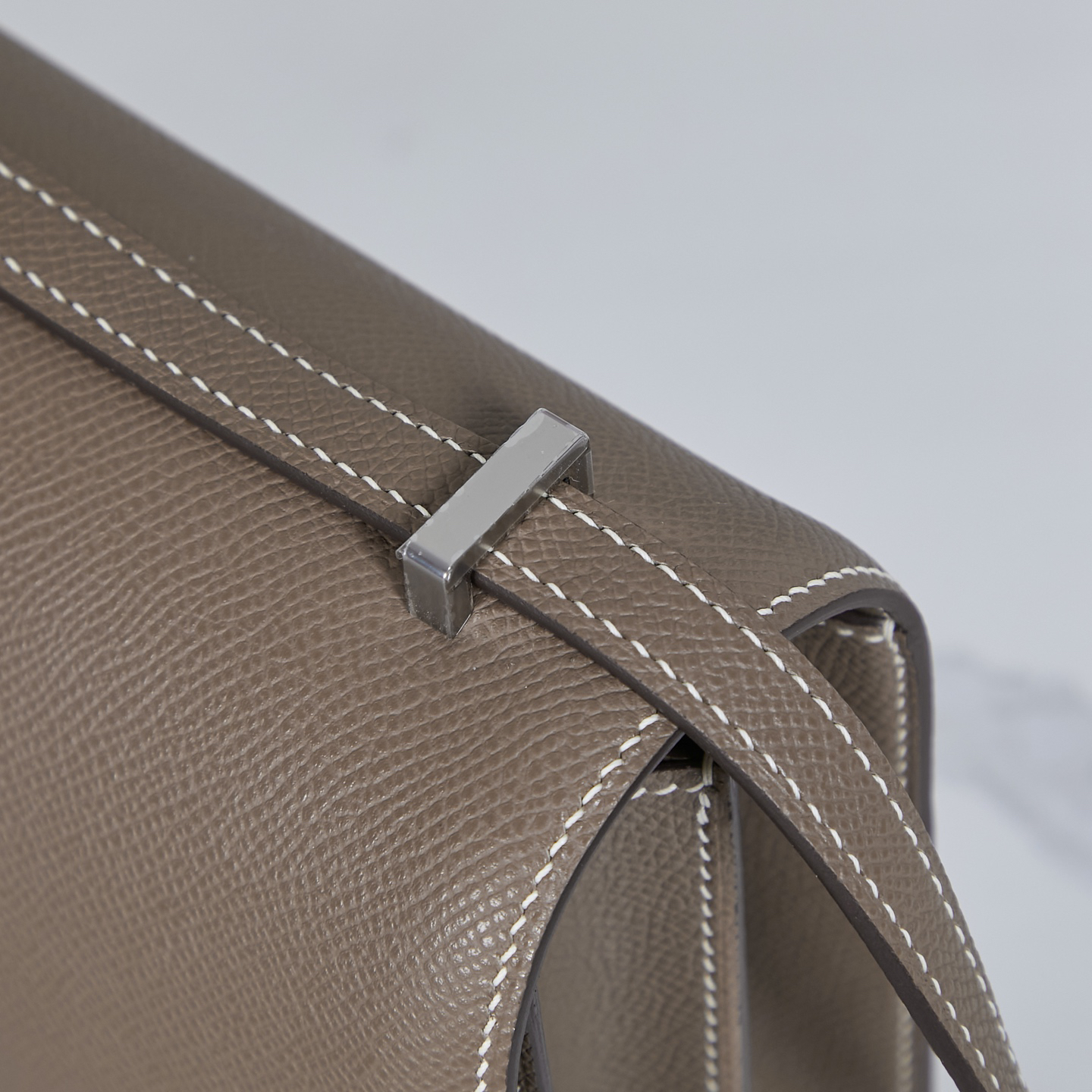 Hermès Constance 19 Shoulder Crossbody Bag - Image 7