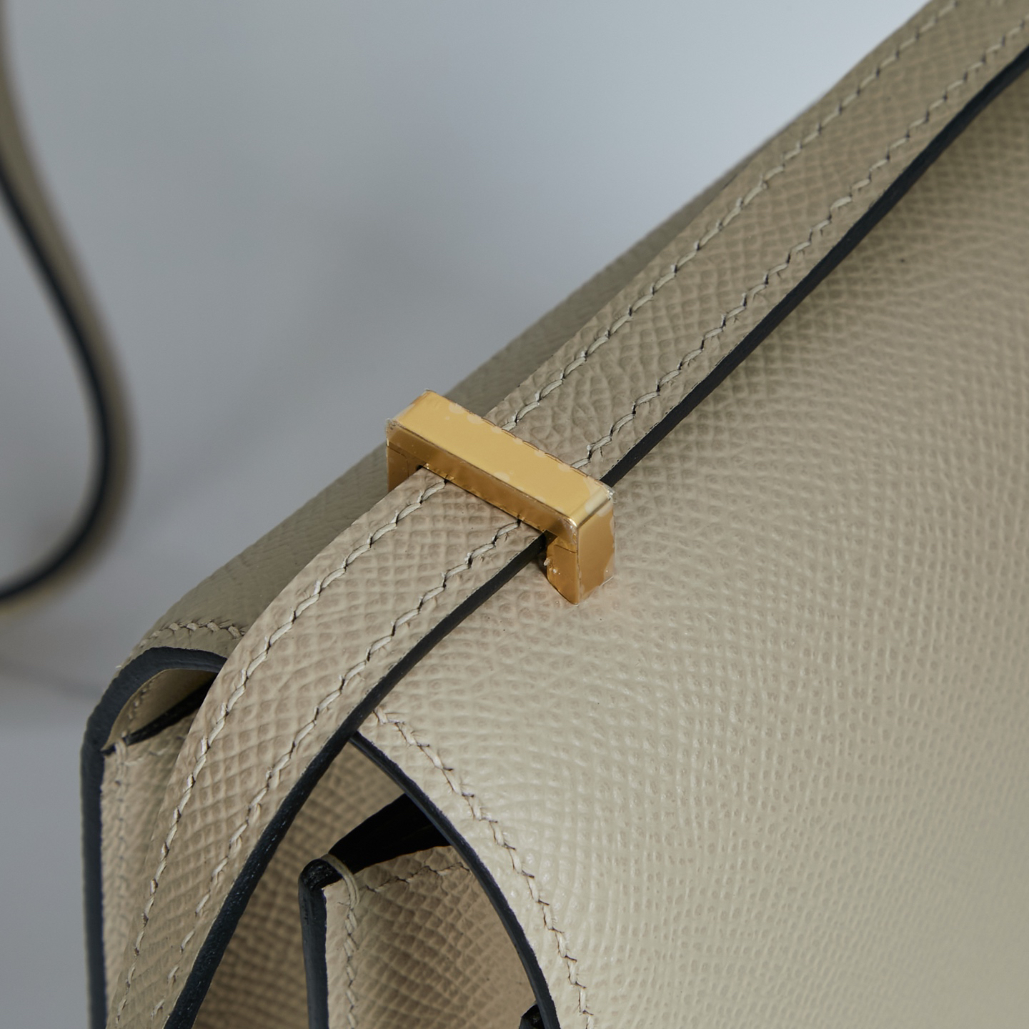 Hermès Constance Crossbody Bag in Epsom Leather - Image 7