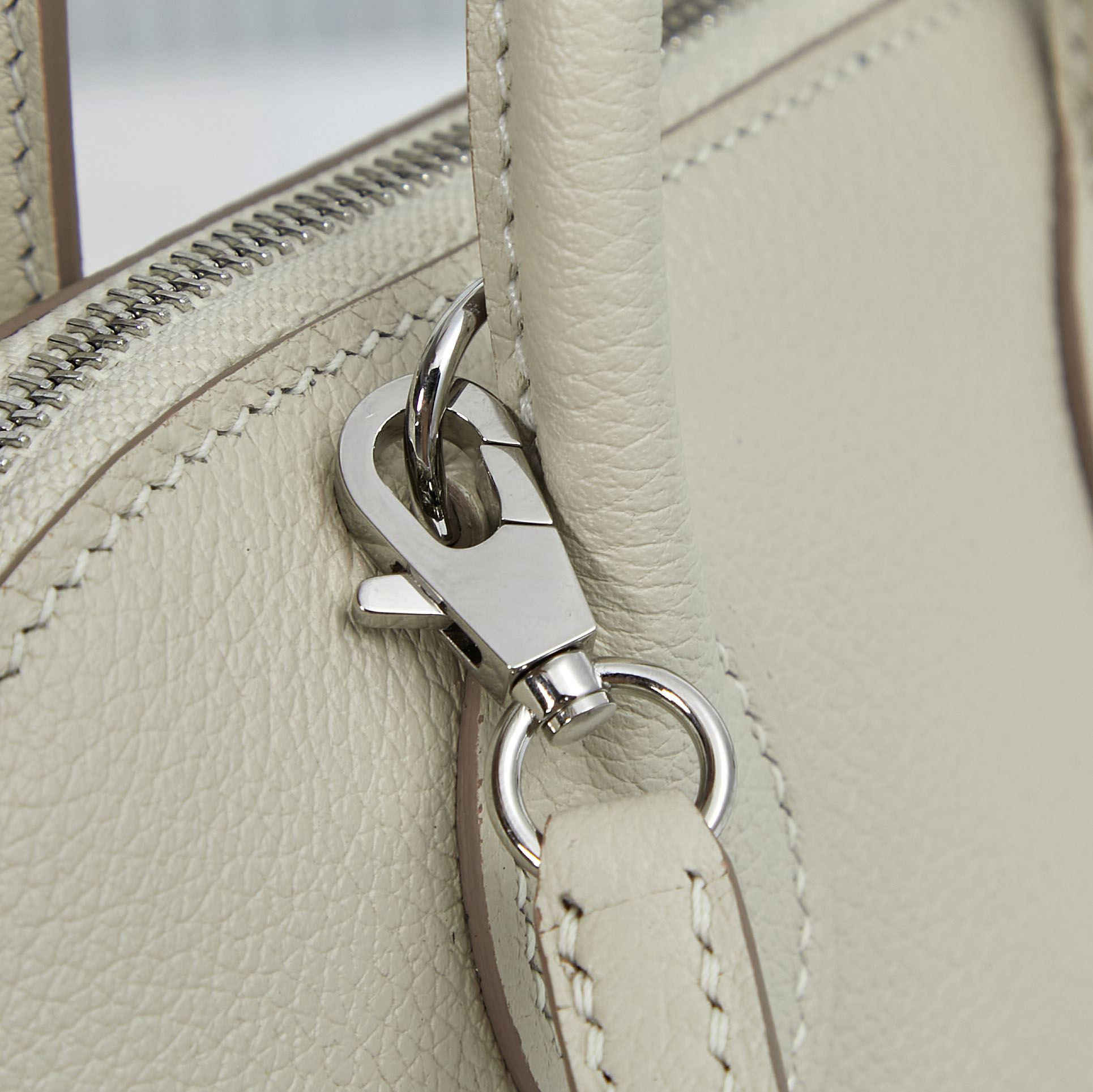 Hermès Bolide 19 cm Evercolor Leather Bowling Bag – Milkshake White, Silver Hardware - Image 7