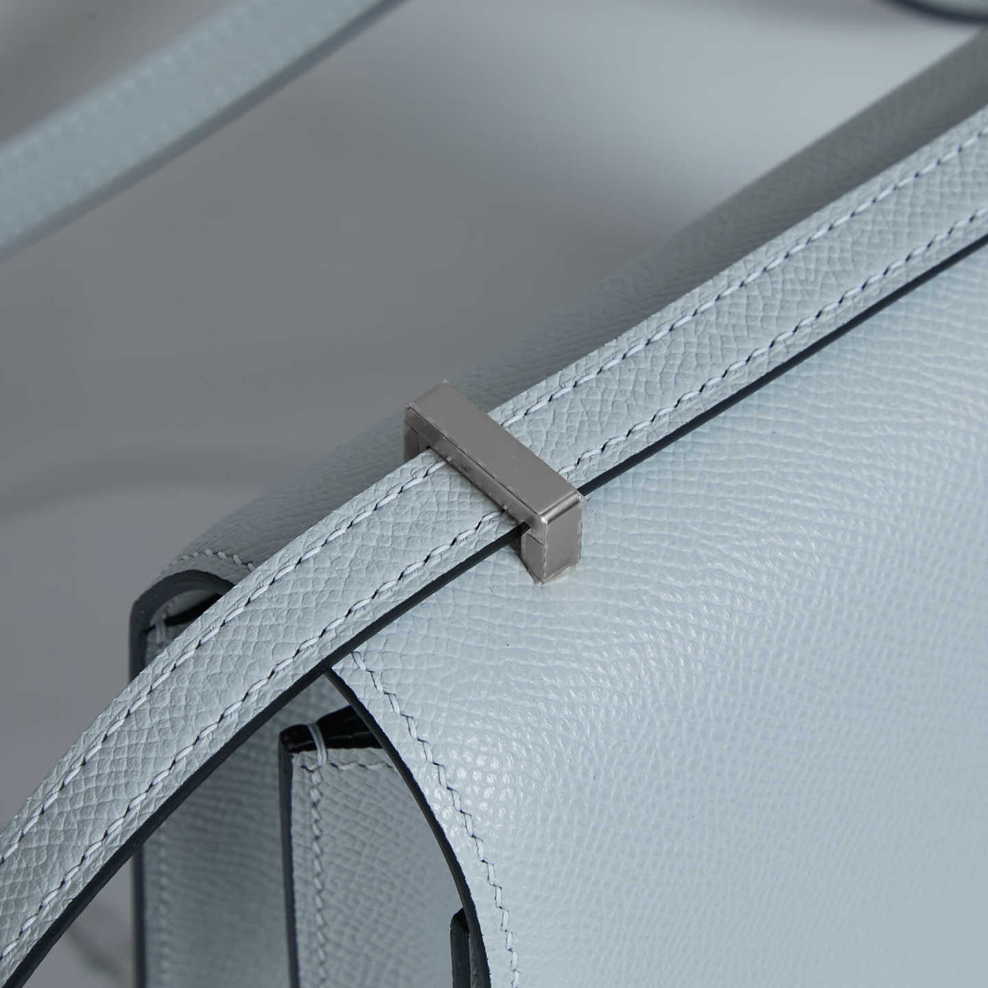 Hermès Constance Shoulder Crossbody Bag in Blue Epsom Leather - Image 7