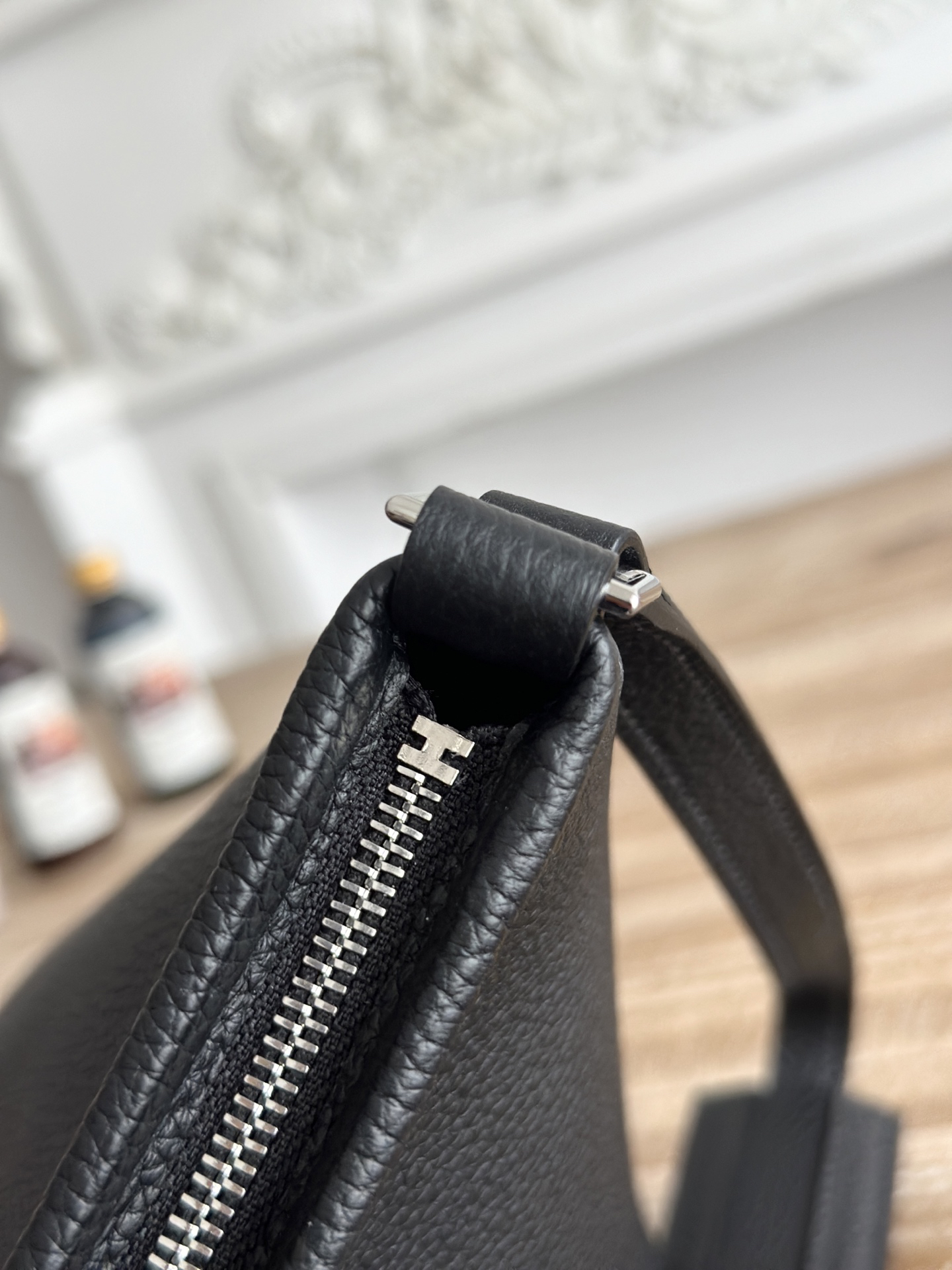 Hermès Berlingot Leather Shoulder Bag - Image 7
