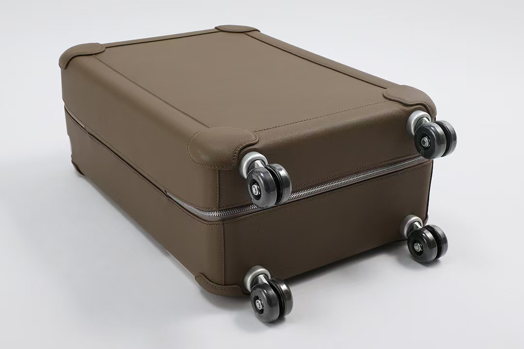 Hermes R.M.S Custom Suitcase - Image 7