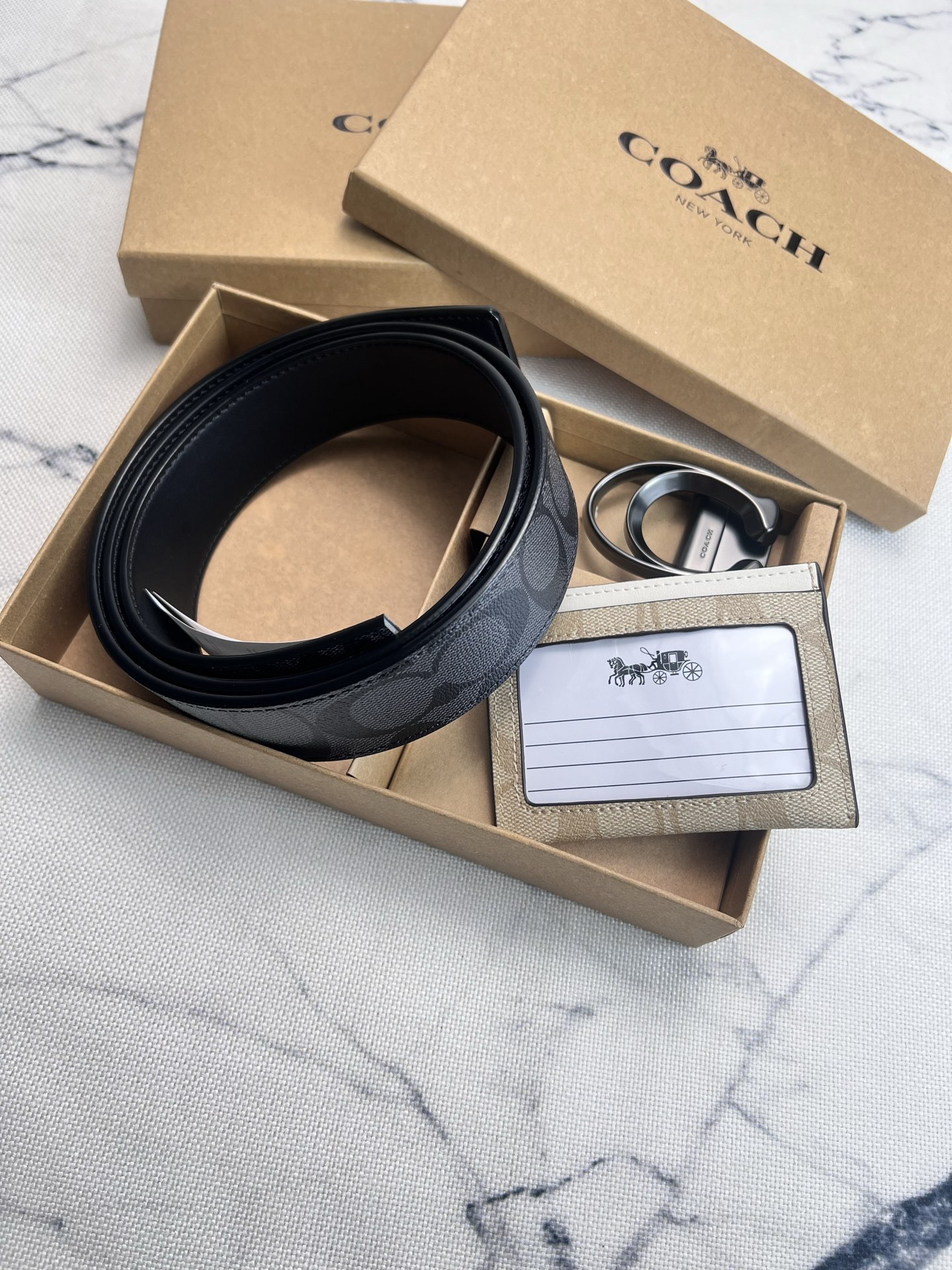 Coach F64839 Men's Leather Belt and CH415 Card Holder Set - Image 7