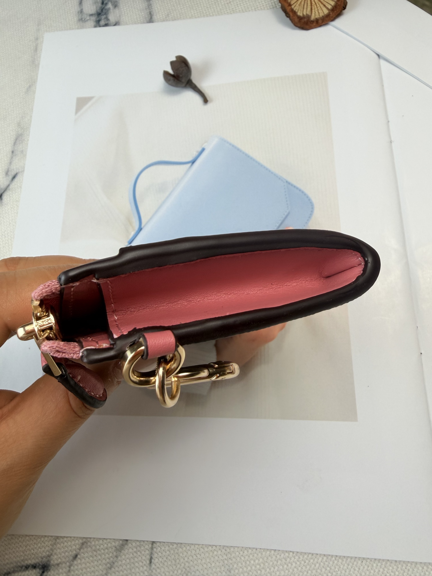 Coach Signature C8275 Coffee and Rose Leather Coin Purse - Image 7